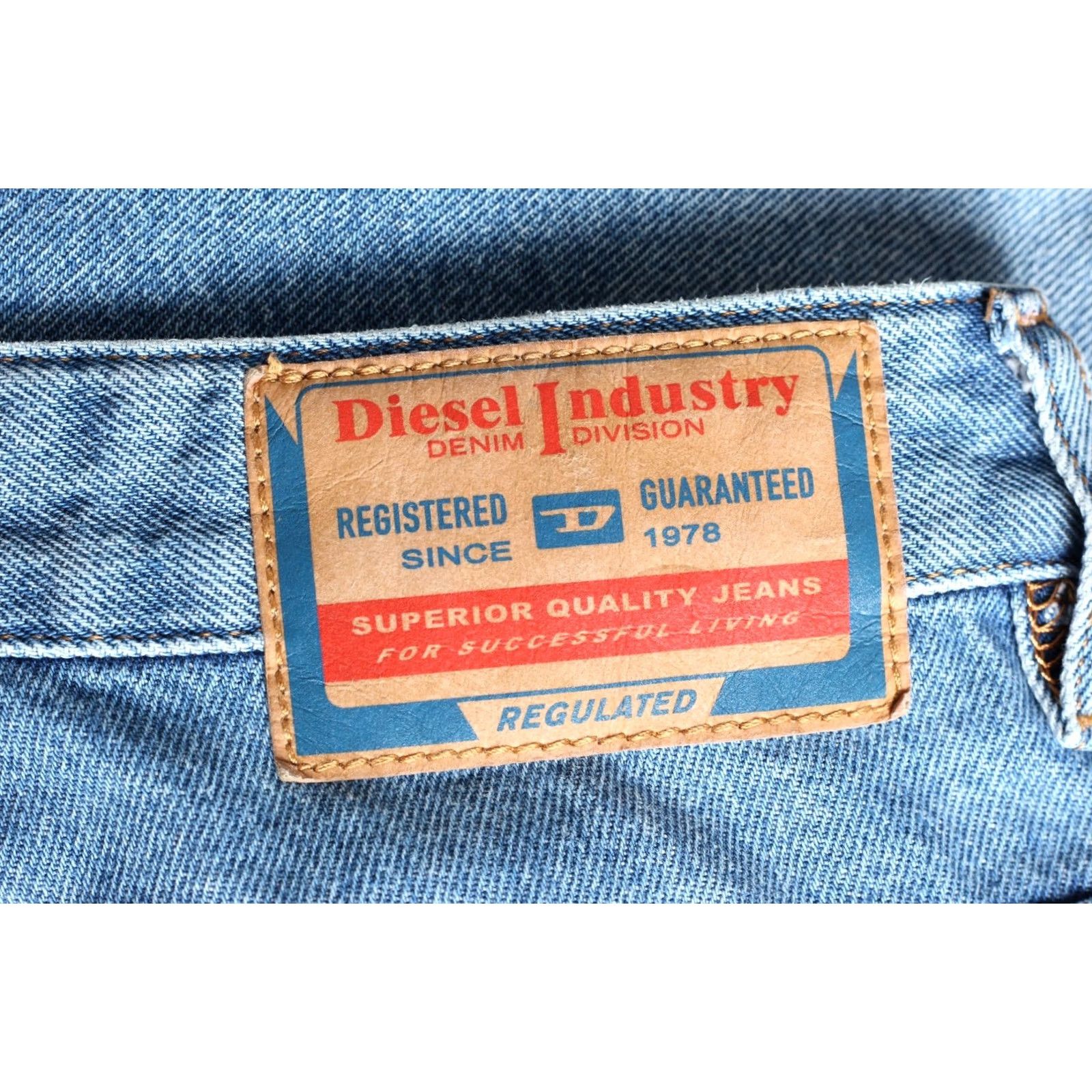 Diesel DIESEL D-FAYZA 09C16 Boyfriend Tapered Slim Ankle Jeans Women W27 Size 27" / US 4 / IT 40 - 4 Thumbnail