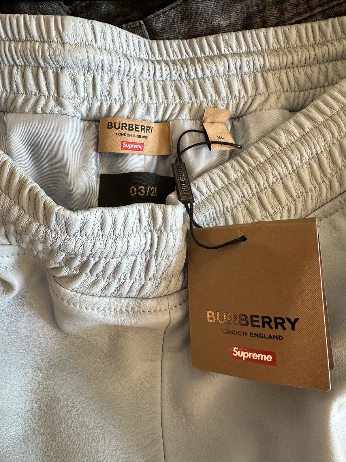 Burberry × Supreme BURBERRY X SUPREME 1/30 LEATHER PANTS Size US 32 / EU 48 - 4 Thumbnail