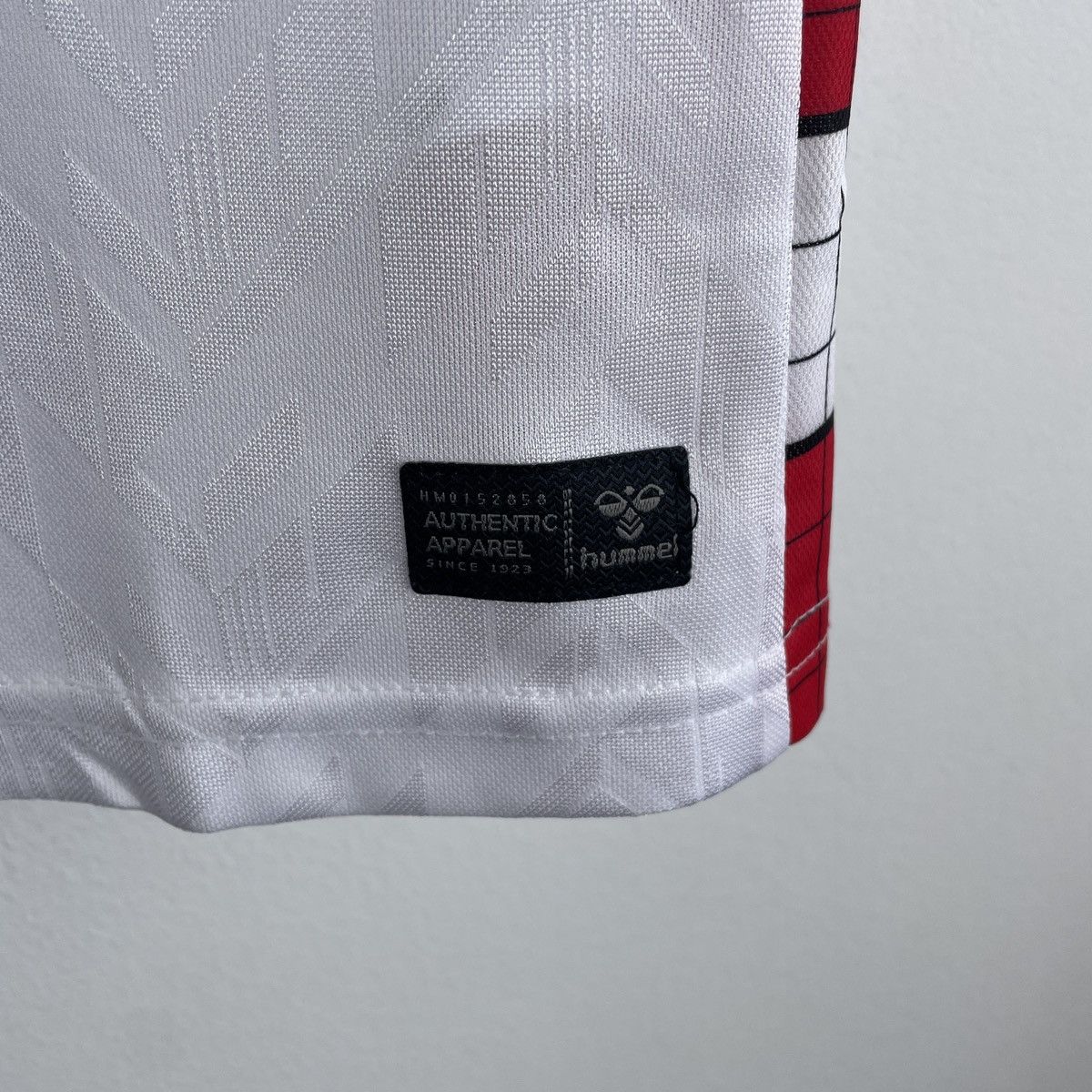 Hummel 1. FC Koln x Hummel Tim Lemperle Away Jersey 2024/2025 S-M Size US M / EU 48-50 / 2 - 7 Thumbnail