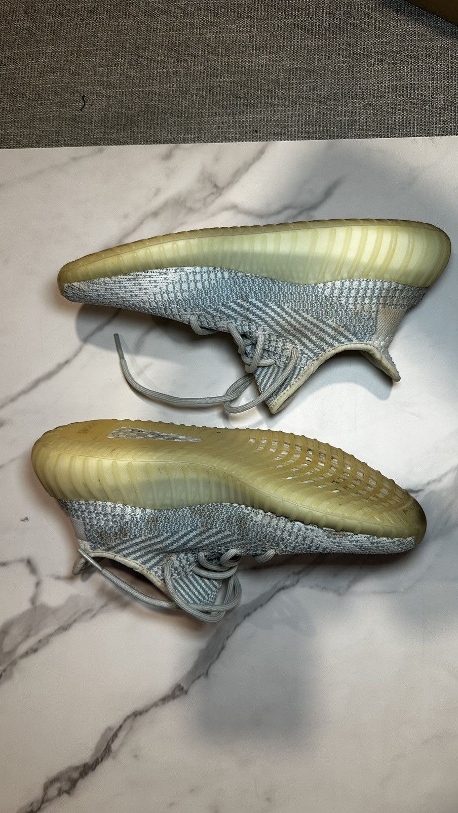 Yeezy Yeezy Boost 350 V2 Size US 9 / EU 42 - 11 Thumbnail