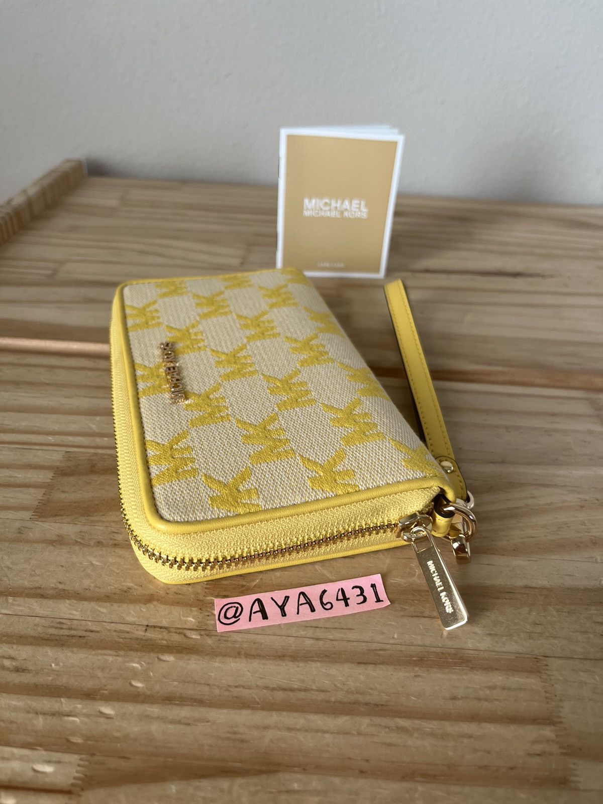 Michael Kors Michael Kors Wallet Size ONE SIZE - 3 Thumbnail