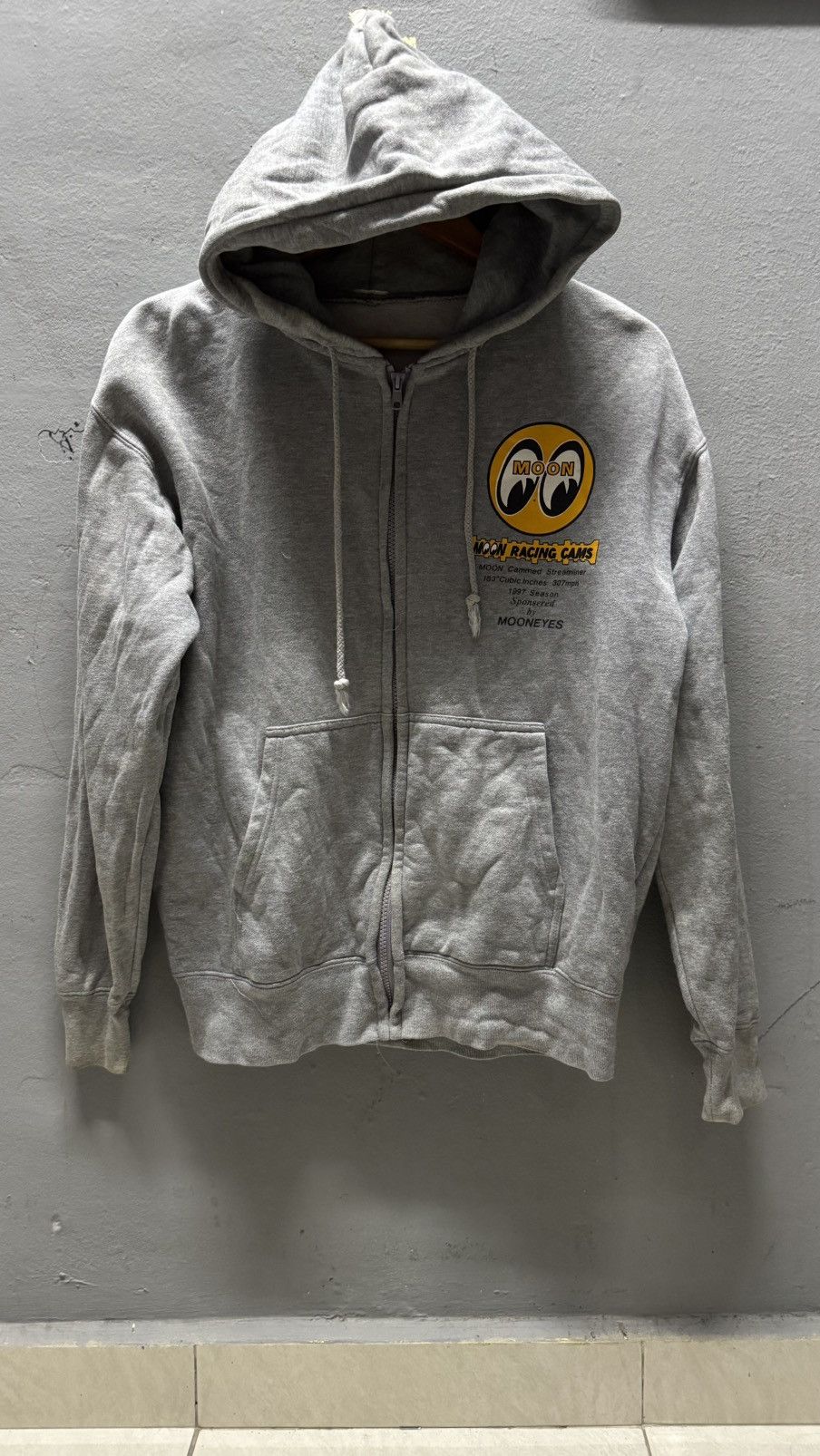 Sports Specialties × Vintage Vintage Hoodie Mooneyes Size US L / EU 52-54 / 3 - 1 Thumbnail