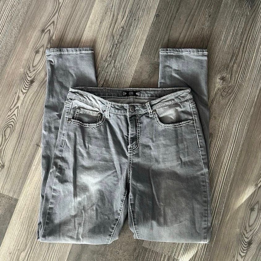 Other tru luce jeans gray bedazzled silver mid rise jeans Size 30" / US 8 / IT 44 - 1 Thumbnail