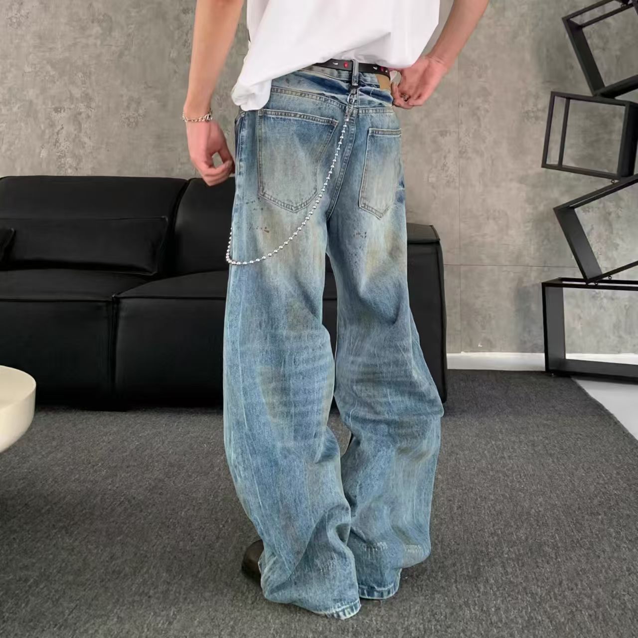 Vintage Japanese-Style Retro Distressed Curved-Leg Ripped Jeans Size US 32 / EU 48 - 3 Thumbnail