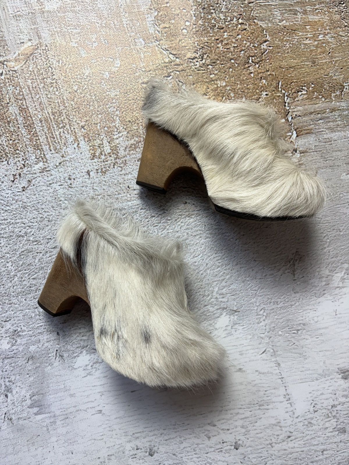 Avant Garde Real Fur Clogs Shoes Vintage Heels, Women's (Size 5)