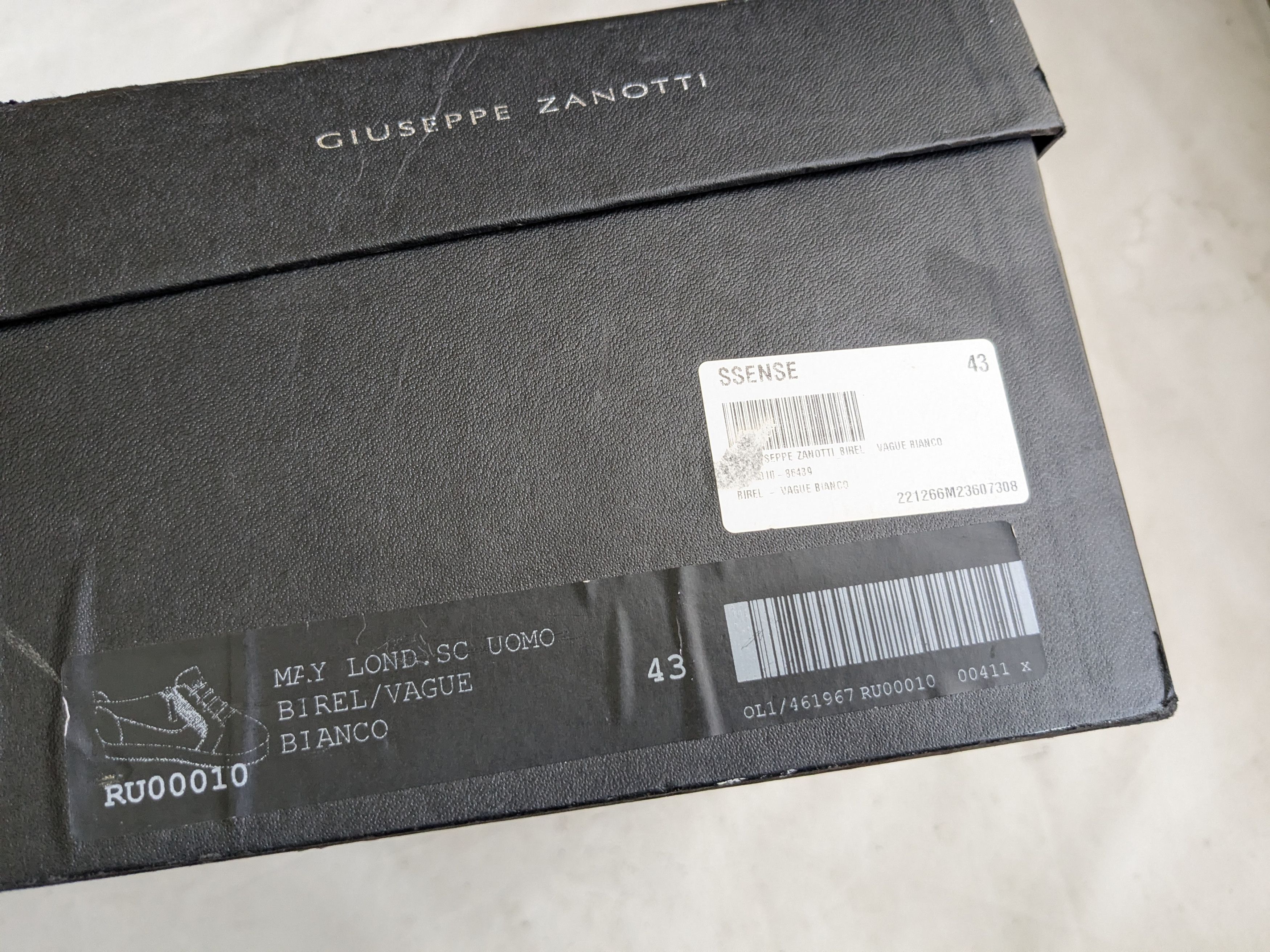 Giuseppe Zanotti Giuseppe Zanotti Sneakers White 10 43 Low Tops Leather Size US 10 / EU 43 - 17 Thumbnail