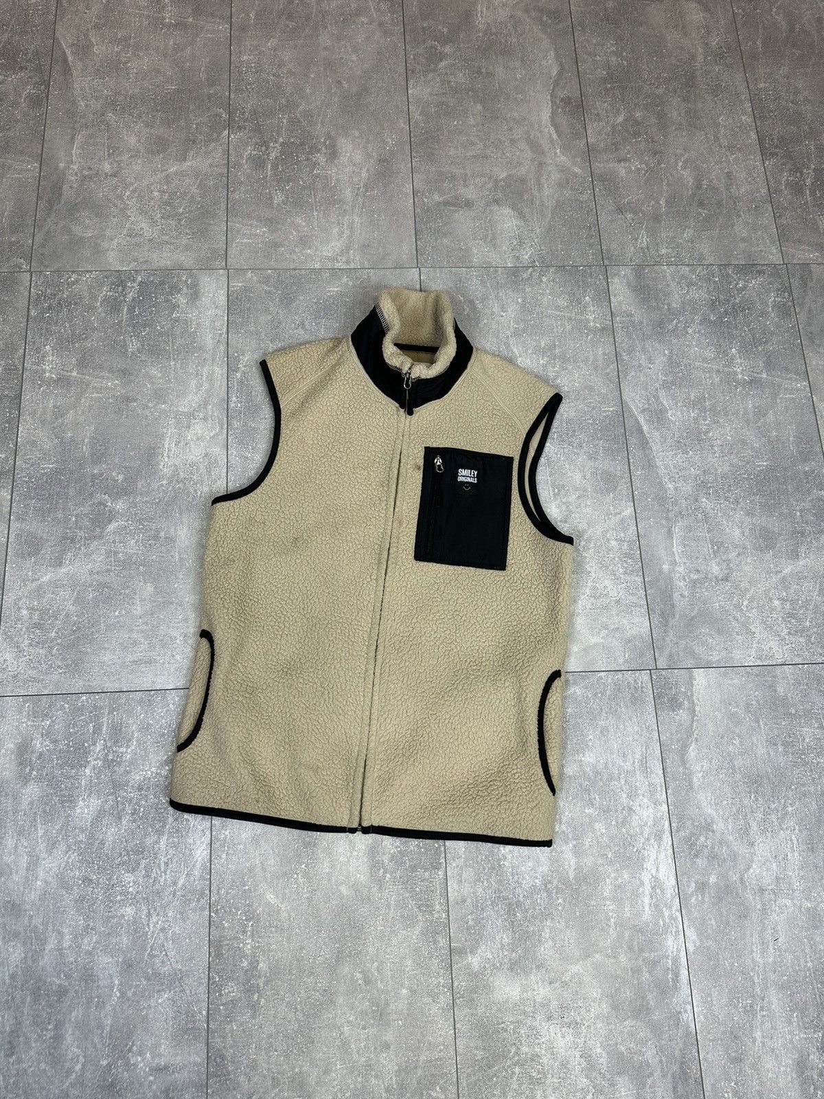 H&M Men’s vintage fleece vest Smiley x h&m Size US XS / EU 42 / 0 - 4 Thumbnail