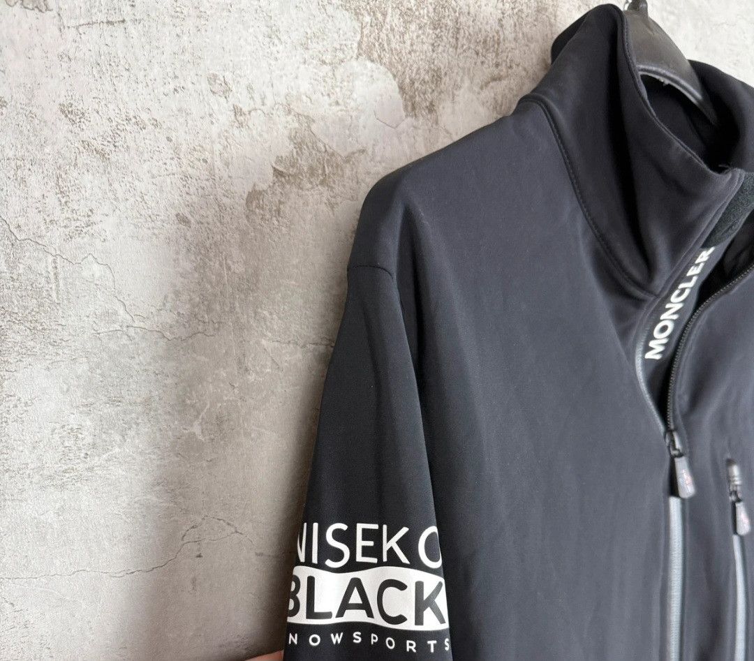 Moncler Grenoble ULTRA RARE Moncler Grenoble x Niseko Black Japan VIP Edition Size US L / EU 52-54 / 3 - 5 Thumbnail