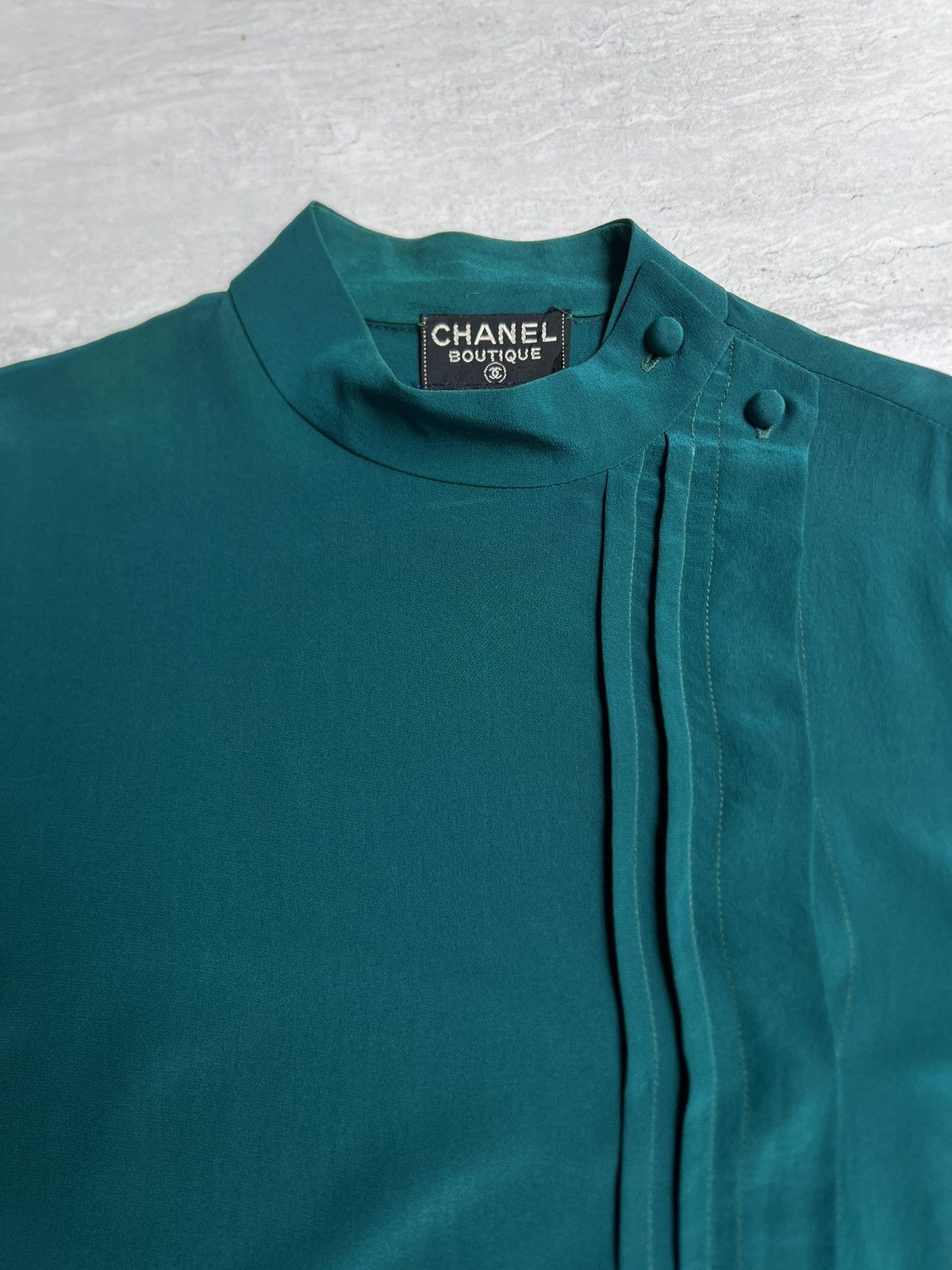 Chanel CHANEL BOUTIQUE Green Blouse Size XS / US 0-2 / IT 36-38 - 4 Thumbnail