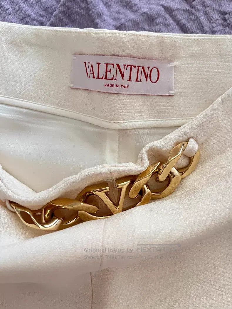 Valentino Valentino White shorts Size 41" - 1 Thumbnail