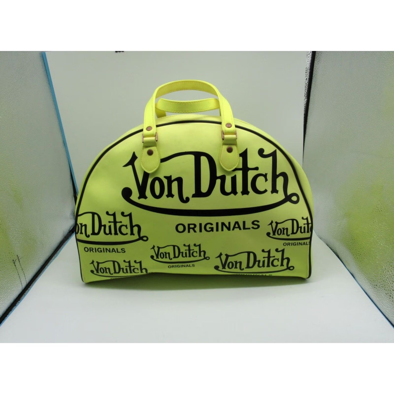 Von Dutch VINTAGE Von Dutch Bowling Bag Satchel/Top Handle Bag Yellow Mini Womens Size ONE SIZE - 3 Thumbnail
