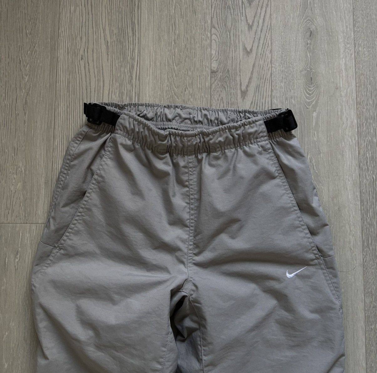 Nike × Vintage Vintage Nike Pants Double Knee Swoosh Grey 90s Size US 32 / EU 48 - 2 Thumbnail