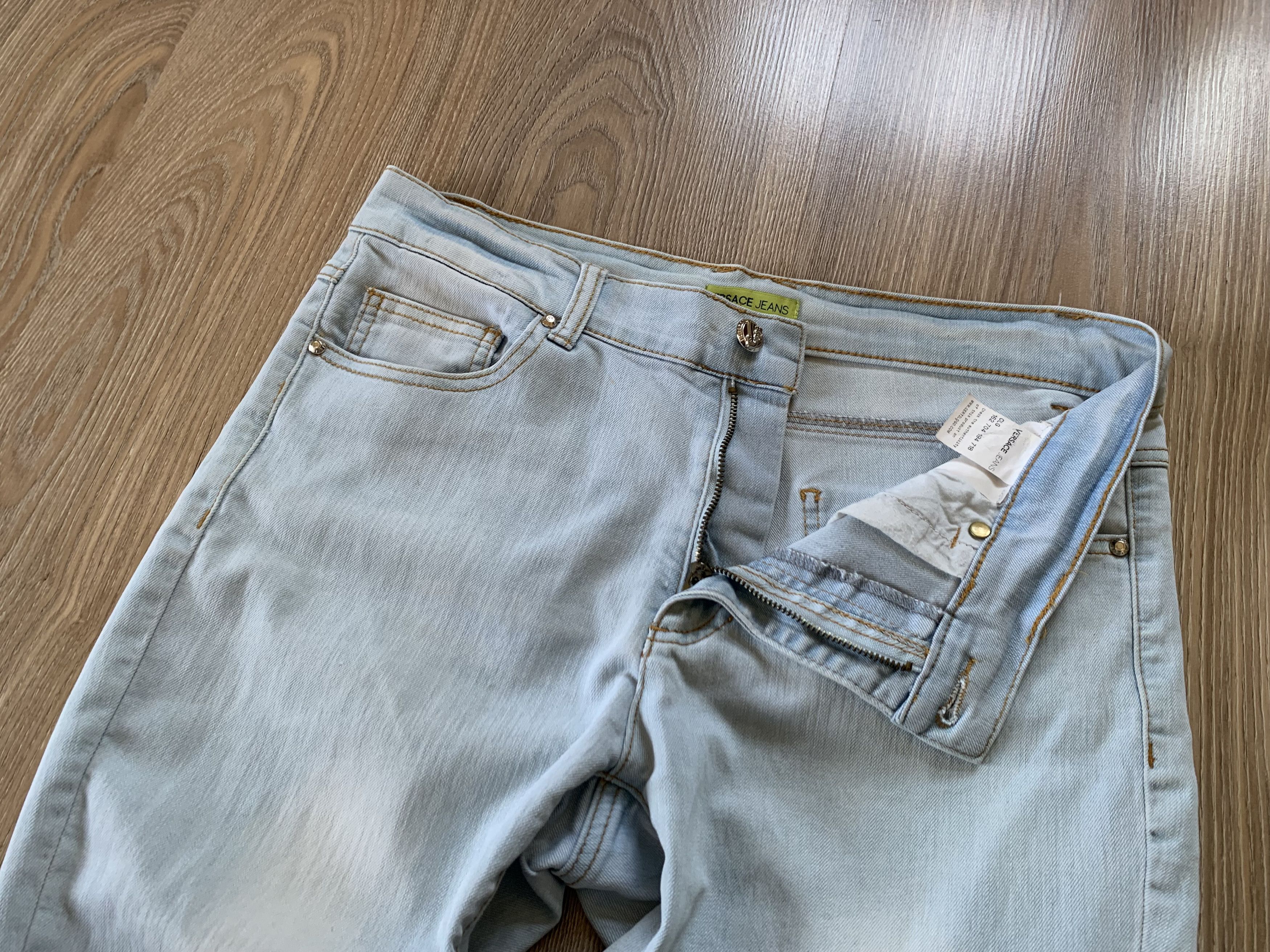 Versace Versace Vintage Light Blue Jeans Size 28" / US 6 / IT 42 - 6 Thumbnail