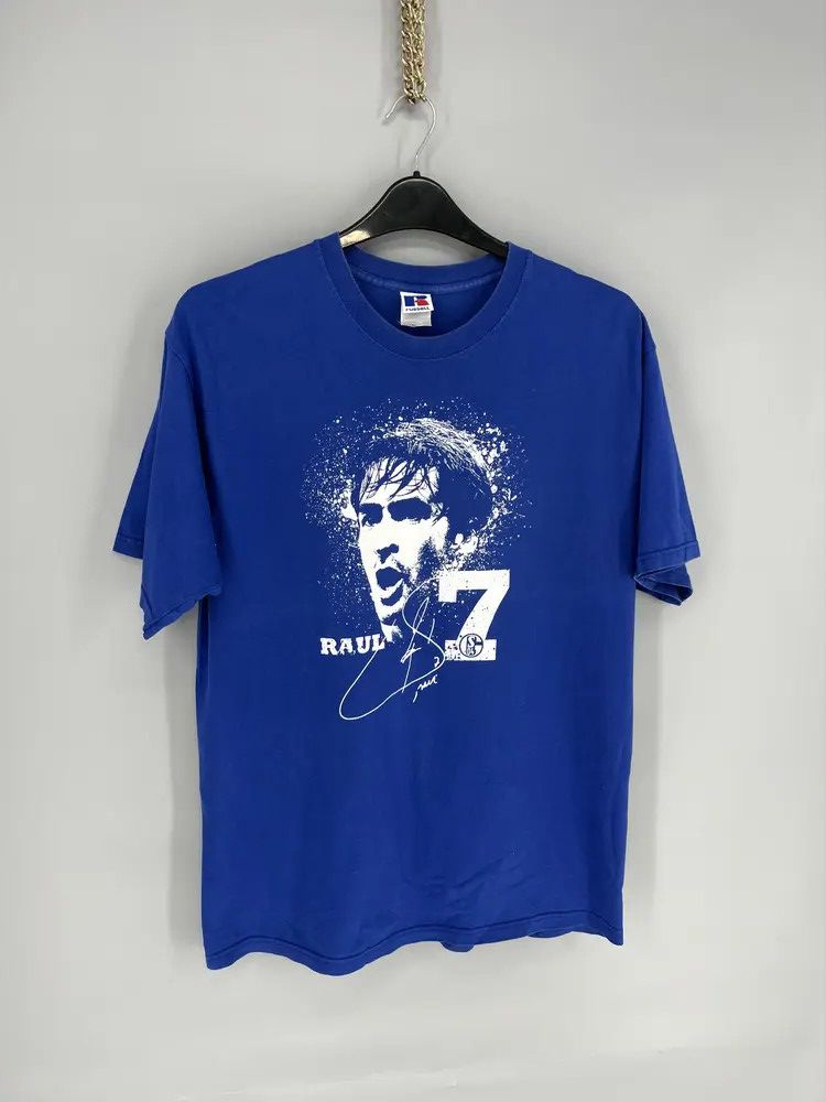 Vintage Vintage 2010 Raul Gonzalez Shalke 04 Players Bootleg Tshirt Size US L / EU 52-54 / 3 - 2 Thumbnail
