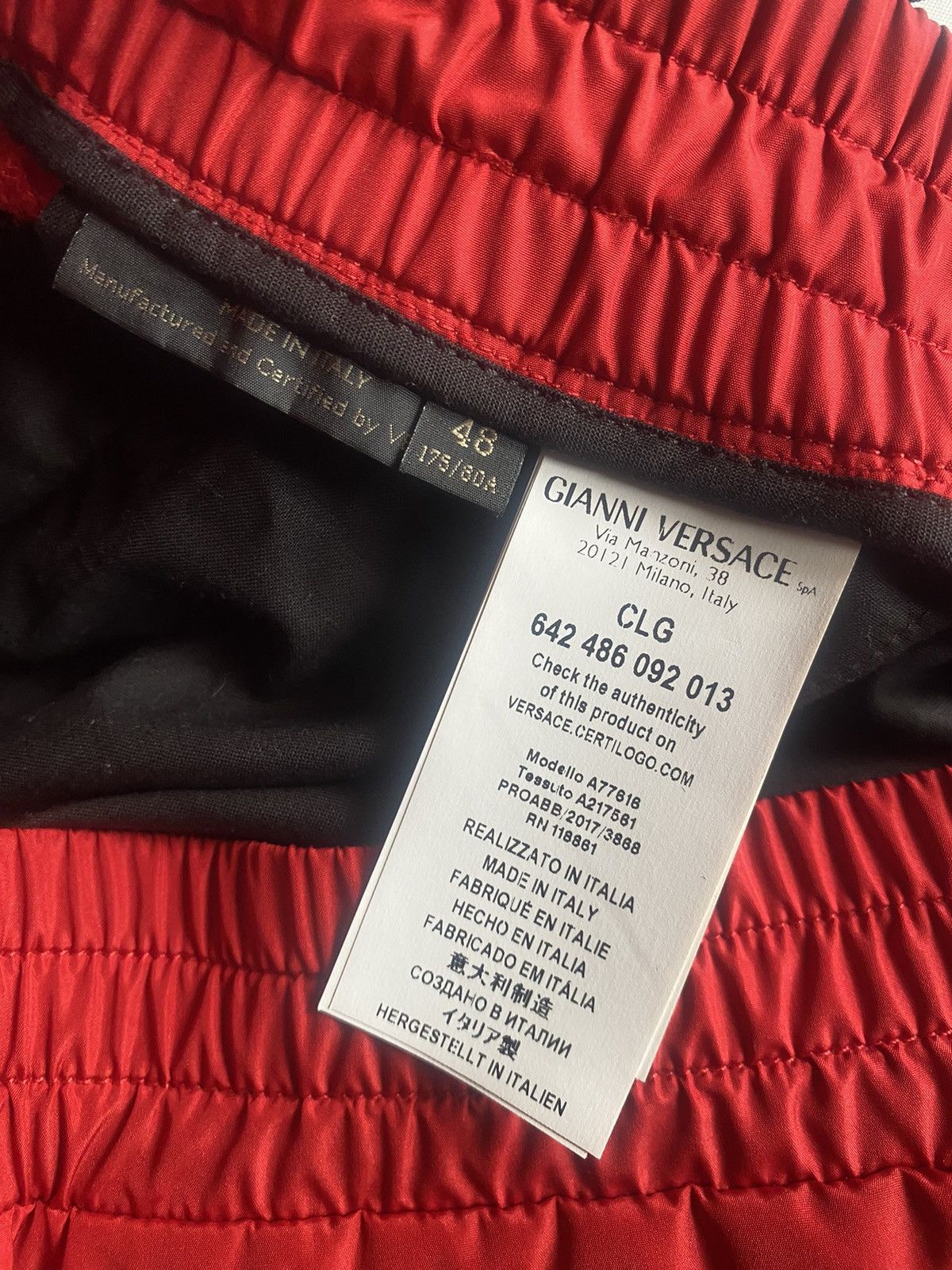 Versace Versace nylon pants Size US 32 / EU 48 - 1 Thumbnail