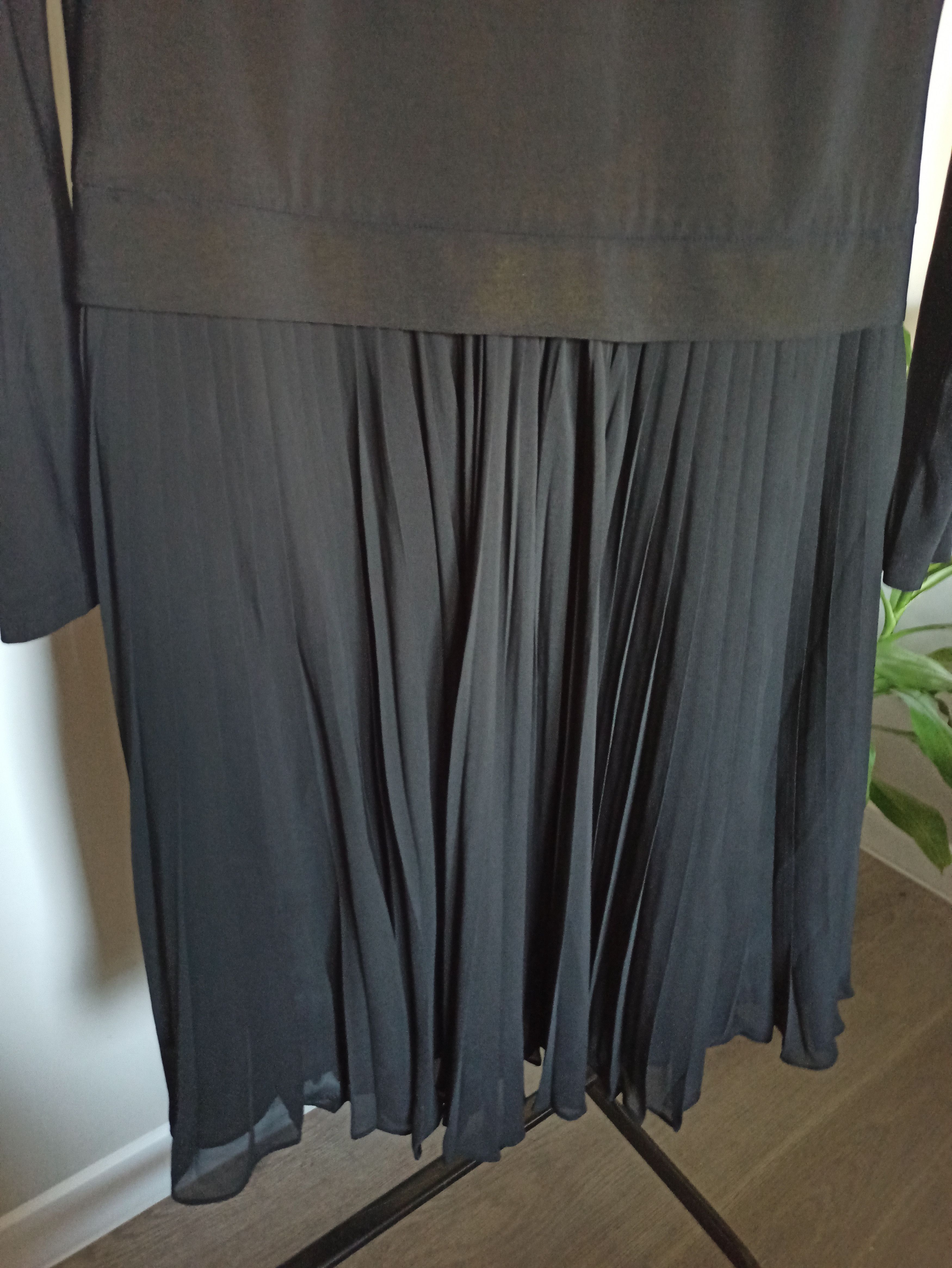 Adrianna Papell Black dress Adrianna Pappell size 40 Size L / US 10 / IT 46 - 2 Thumbnail