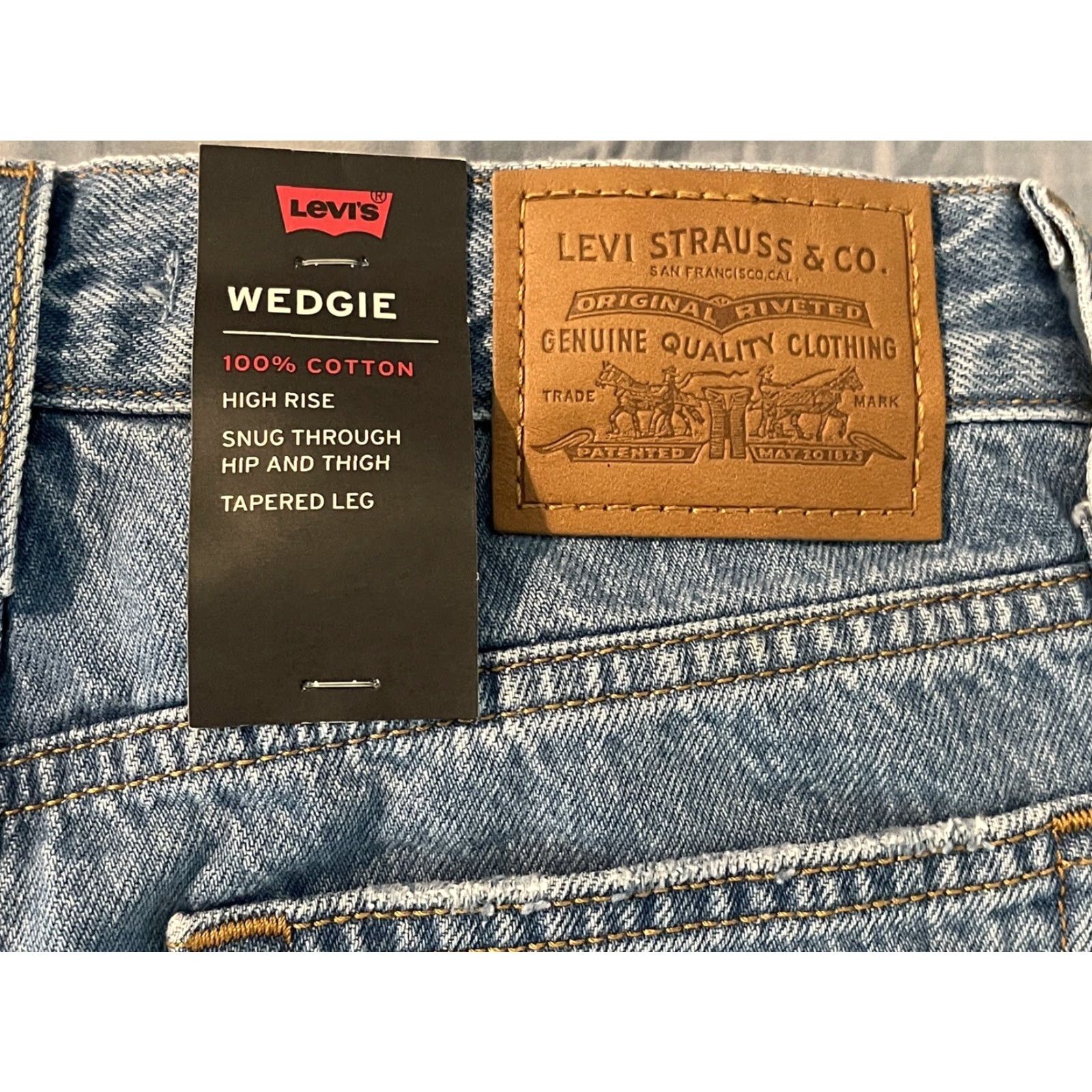 Levi's Levi’s Premium Jeans Size 25 Blue Wedgie Button Fly High Rise Tapered Leg Women Size ONE SIZE - 6 Thumbnail