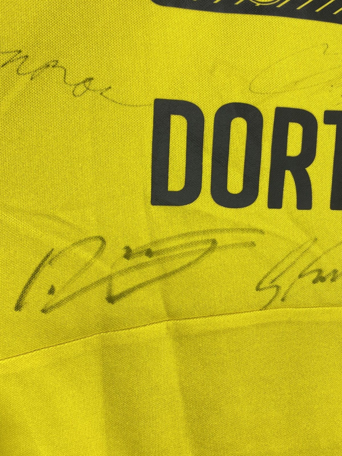 Puma #25 Sokratis Puma BVB Borussia Dortmund 2014/15 Jersey Size US M / EU 48-50 / 2 - 15 Thumbnail