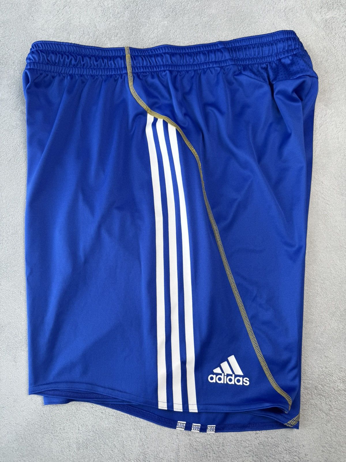 Adidas Dynamo Kyiv 2009 2011 Away Football Soccer Shorts Adidas Size US 36 / EU 52 - 4 Thumbnail