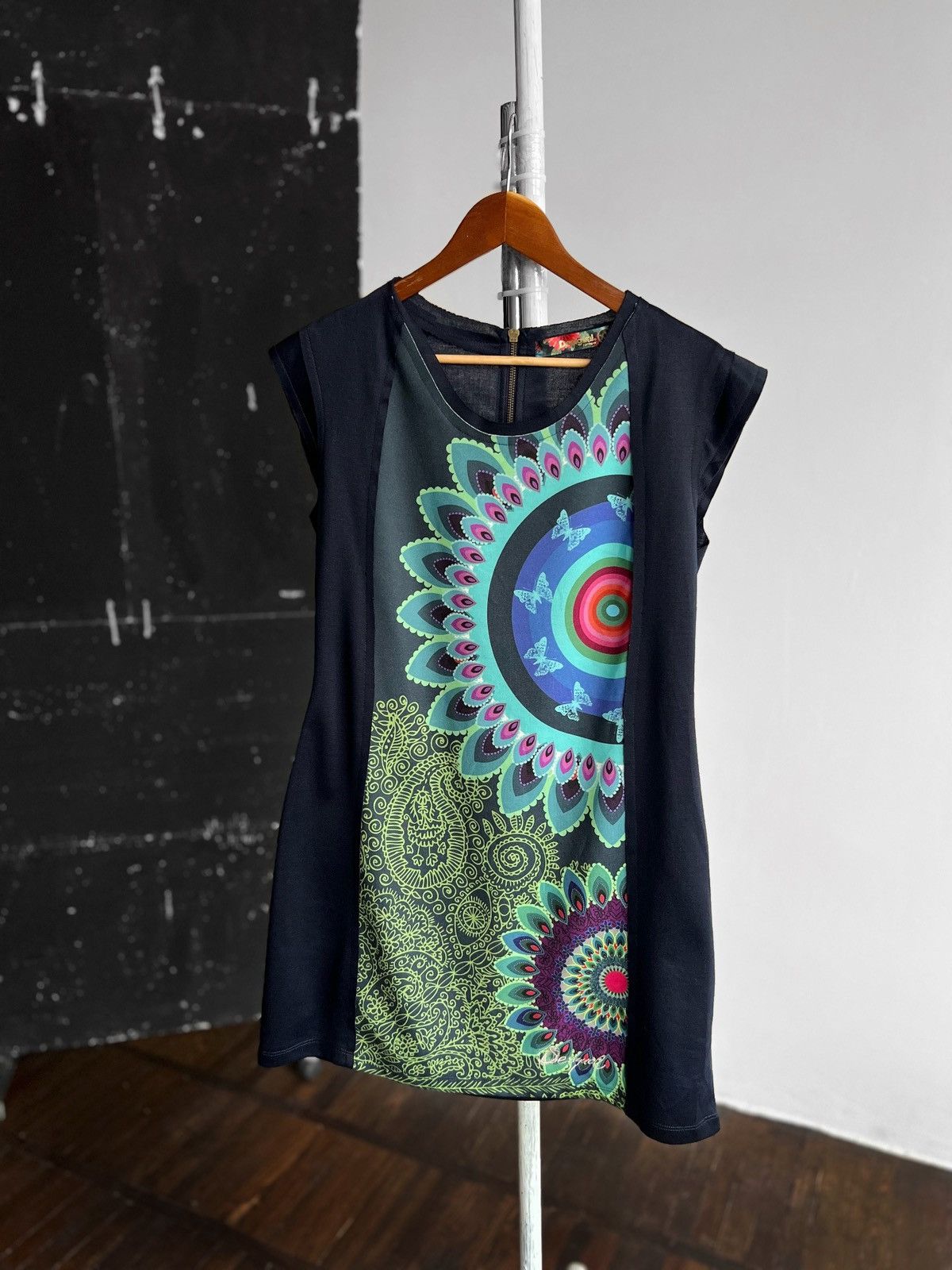 Designer × Desigual Desigual Womens Graphic Sheath Dress Navy Blue Zipper Size XL / US 12-14 / IT 48-50 - 1 Thumbnail