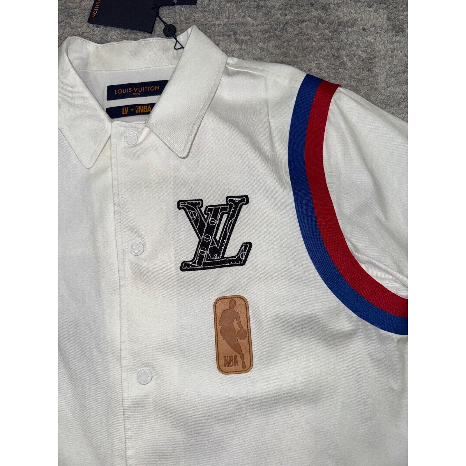 Louis Vuitton Louis Vuitton LV NBA Basketball SS Shirt Short Sleeve Button Size US L / EU 52-54 / 3 - 5 Thumbnail