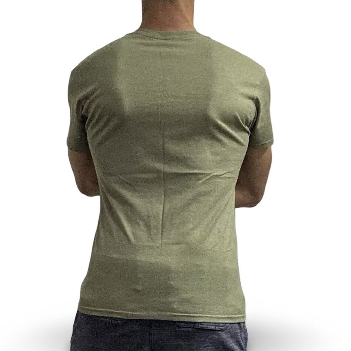 Fruit Of The Loom Fruit of the Loom Platinum T Shirt Size Medium Size US M / EU 48-50 / 2 - 3 Thumbnail