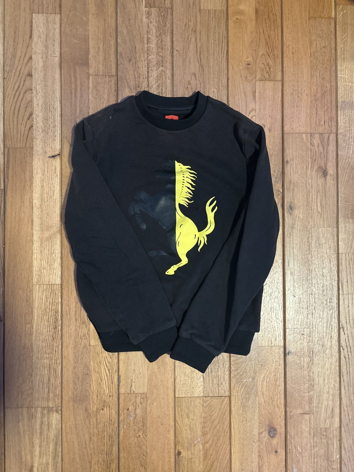 image of Ferrari Two Toned Horse Crewneck in Black, Men's (Size Small)