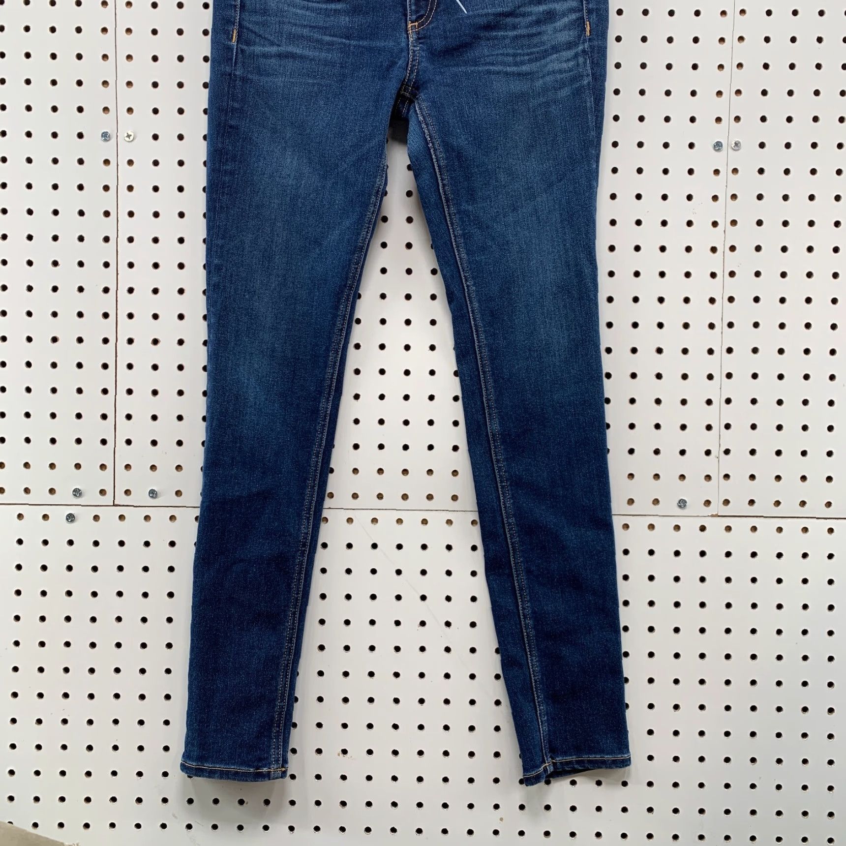 Rag & Bone rag & bone Skinny Ankle Denim Jeans Womens Size 27 Blue Stretch fits 28x27 Denim Jeans Womens 27 Rag & Bone Skinny Ankle Blue Stretch Womens 27 Size 27" / US 4 / IT 40 - 3 Thumbnail