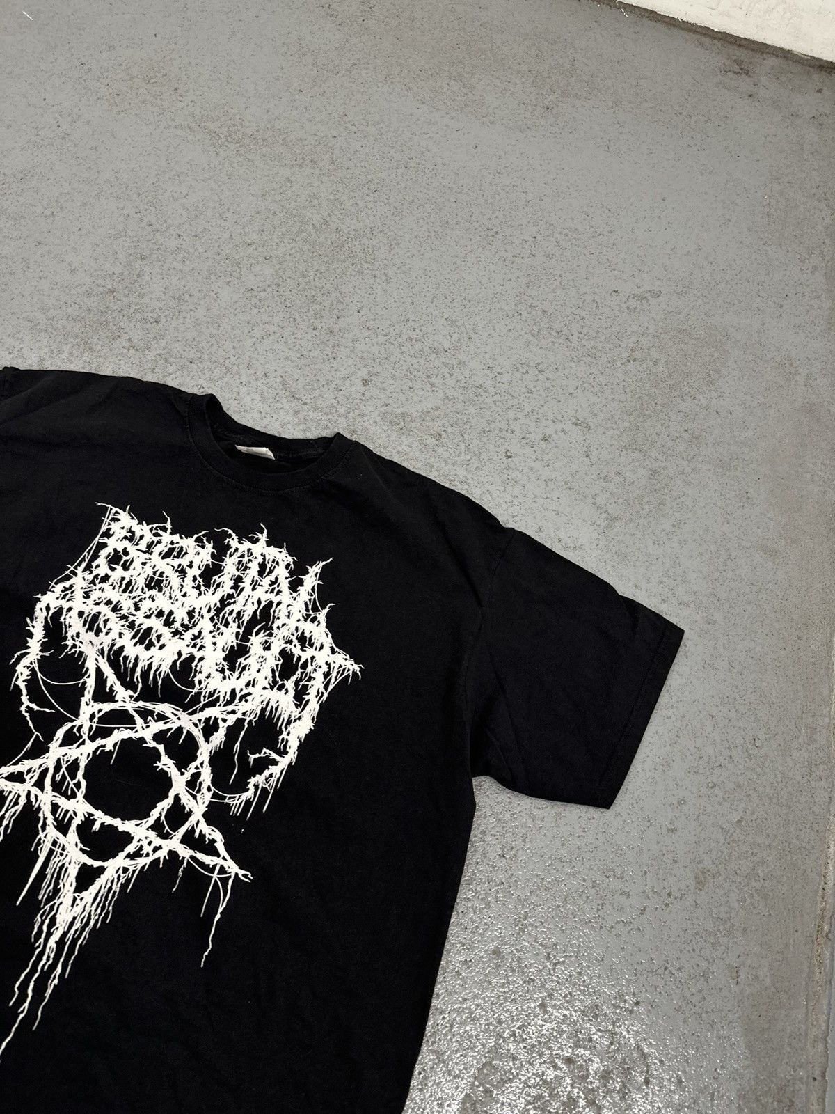 Band Tees Brutal Assault Death Metal T-Shirt Size US XXL / EU 58 / 5 - 3 Thumbnail