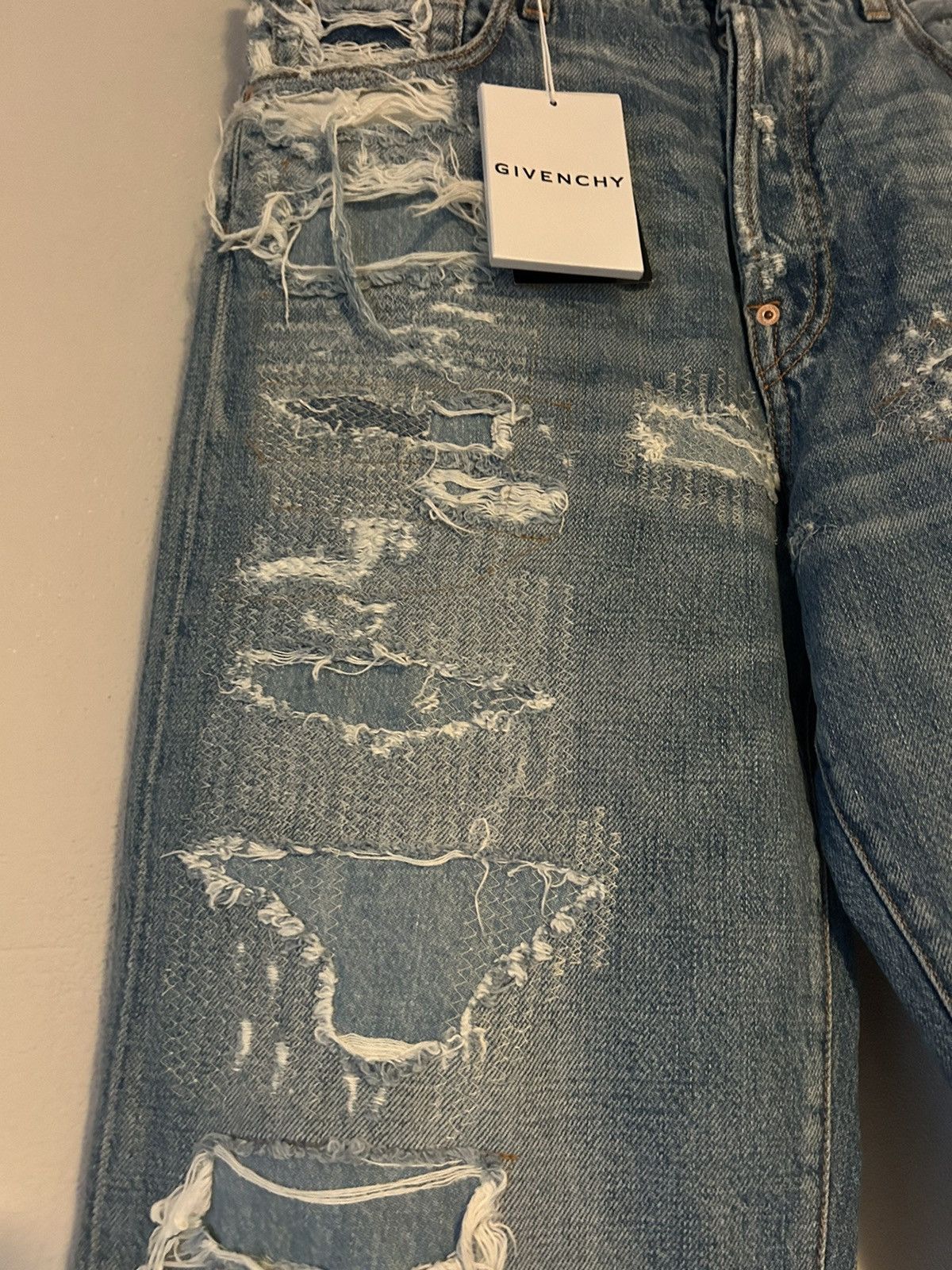 Givenchy Baggy Distressed Cropped Denim Jeans - Size 28 Size US 28 / EU 44 - 3 Thumbnail