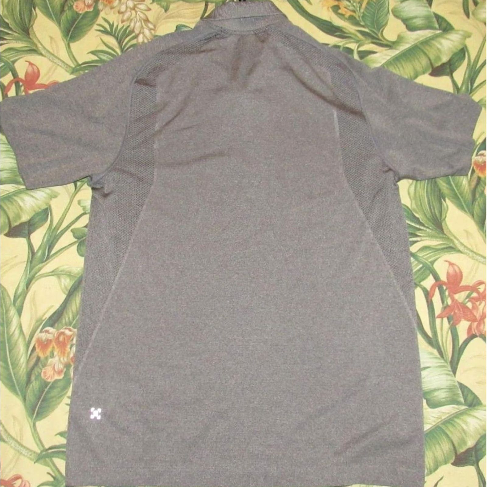 Lululemon LULULEMON Grey Short Sleeve Tech Polo Shirt Large L Mens Size US L / EU 52-54 / 3 - 3 Thumbnail
