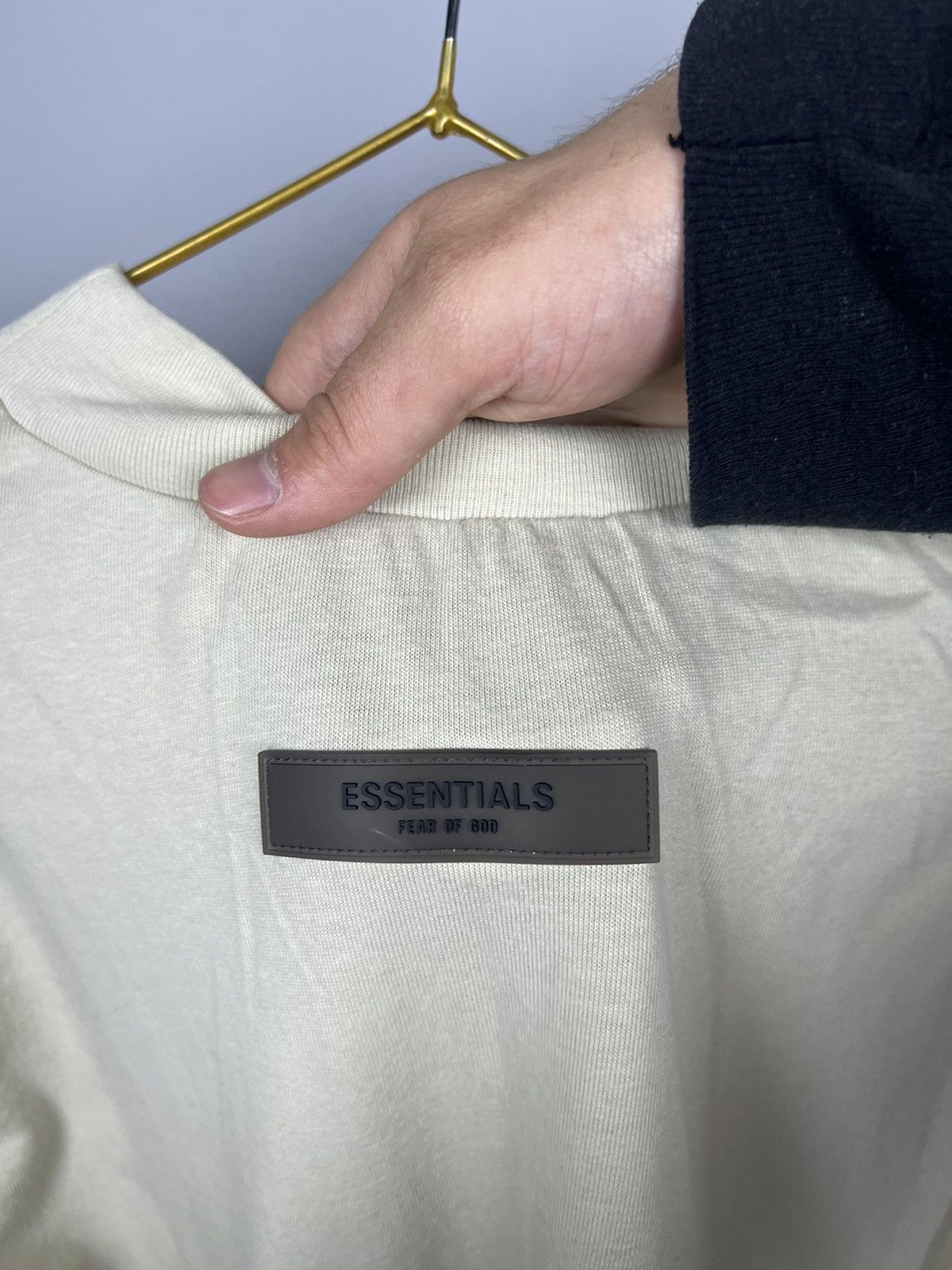 Essentials Fear of God Essentials beige tee tshirt Size S / US 4 / IT 40 - 7 Thumbnail