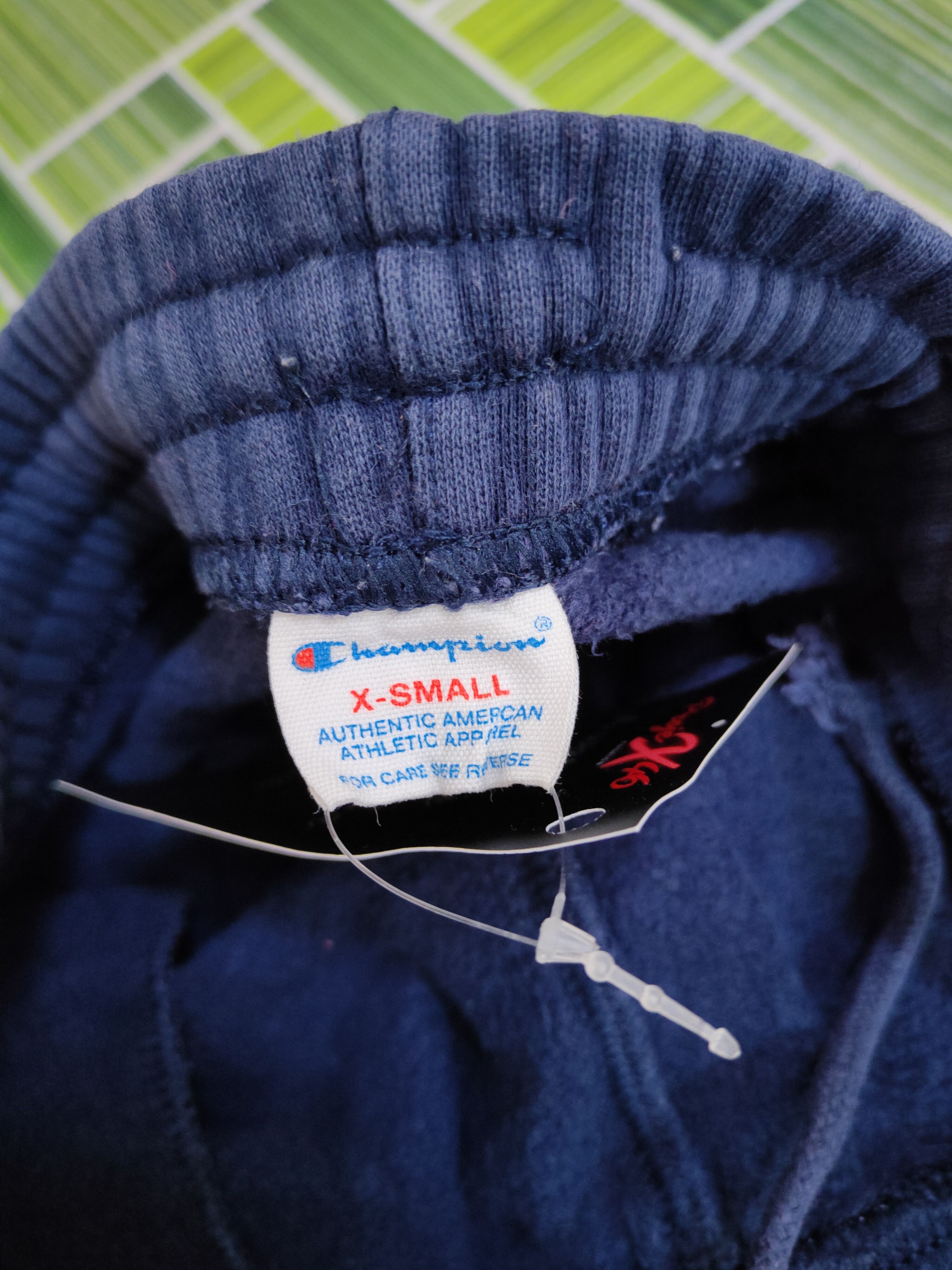 Champion × Japanese Brand Champion vintage Dark Blue jogger Sweatpants #S1492 Size 28" / US 6 / IT 42 - 14 Thumbnail