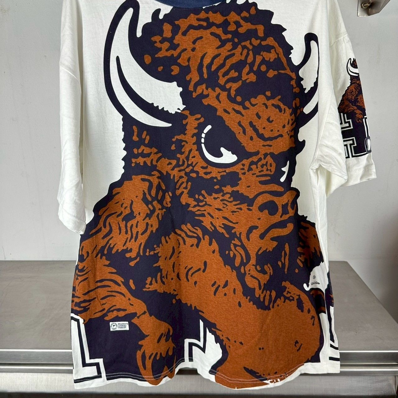 NCAA × Vintage Vintage 90s Howard University Bison Mascot NCAA AOP T-shirt Size US XL / EU 56 / 4 - 7 Thumbnail