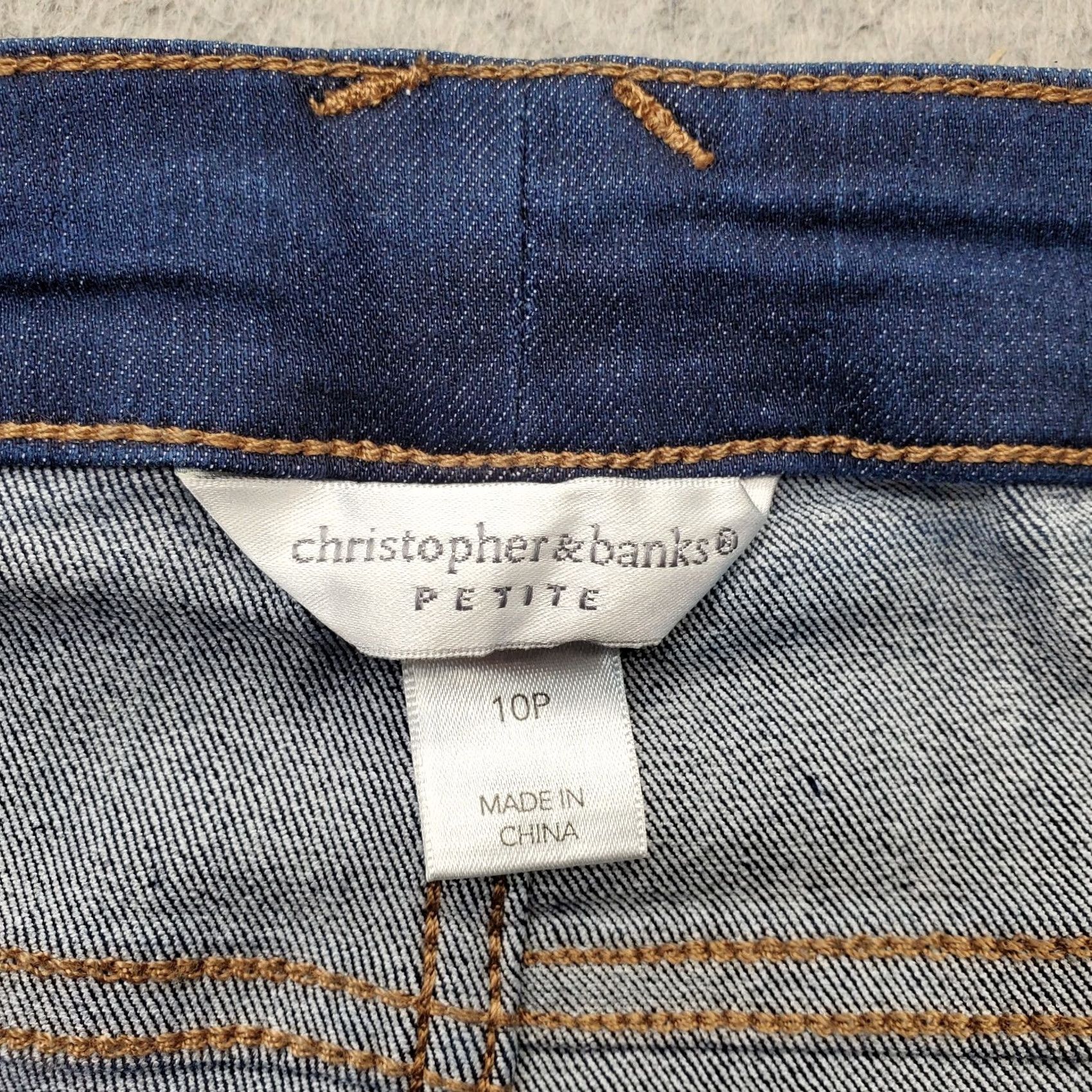 Vintage Christopher & Banks Cropped Jeans Womens Size 10P Blue Denim Mid Rise Shaped Fit Jeans Size 32" / US 10 / IT 46 - 6 Thumbnail