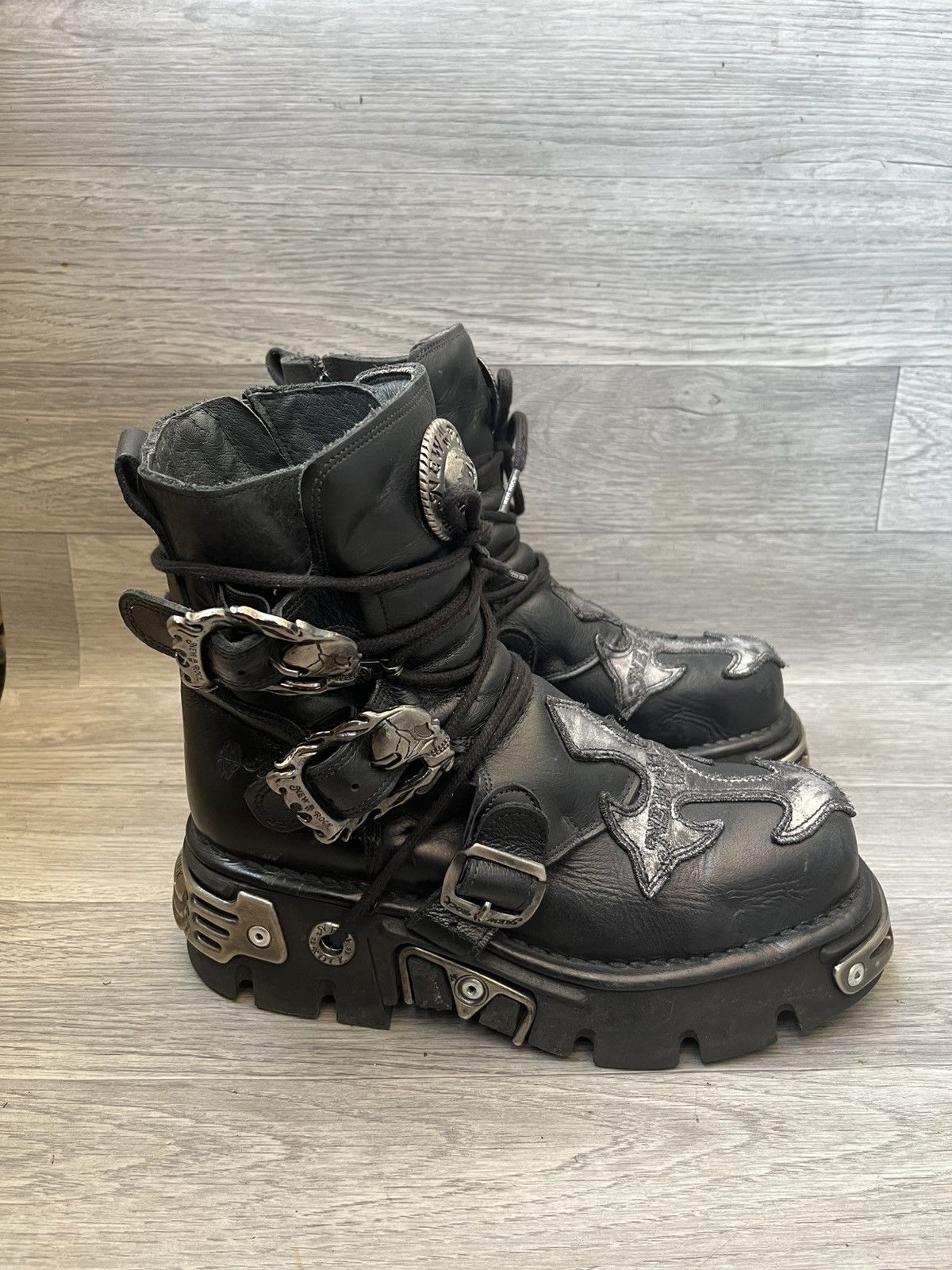New Rock New rock reactor gothic boots sz 40 Size US 7 / EU 40 - 8 Thumbnail