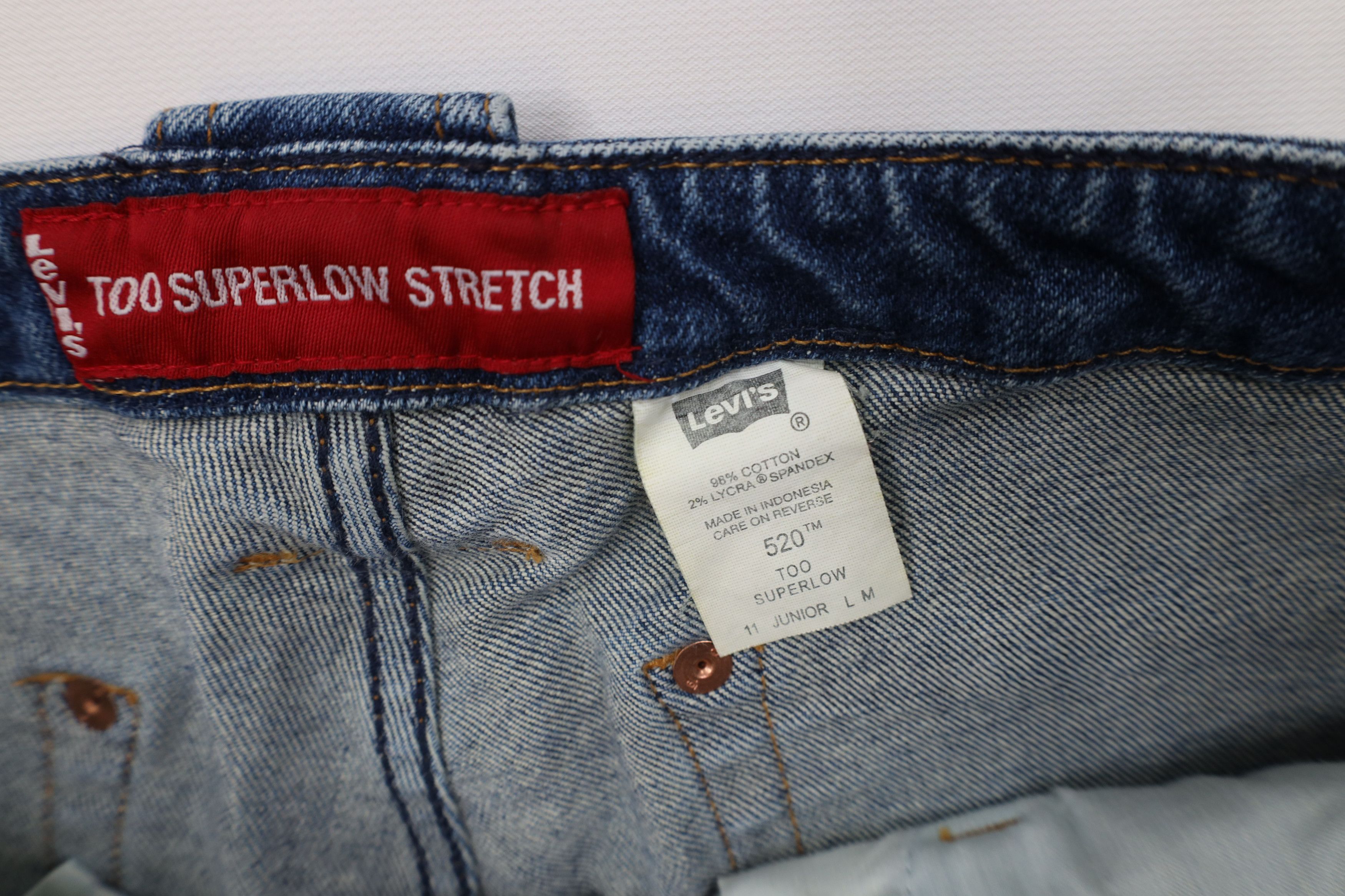 Levi's Vintage Y2K 2002 Levis 520 Low Stretch Flared Wide Leg Jeans Size 32" / US 10 / IT 46 - 7 Thumbnail