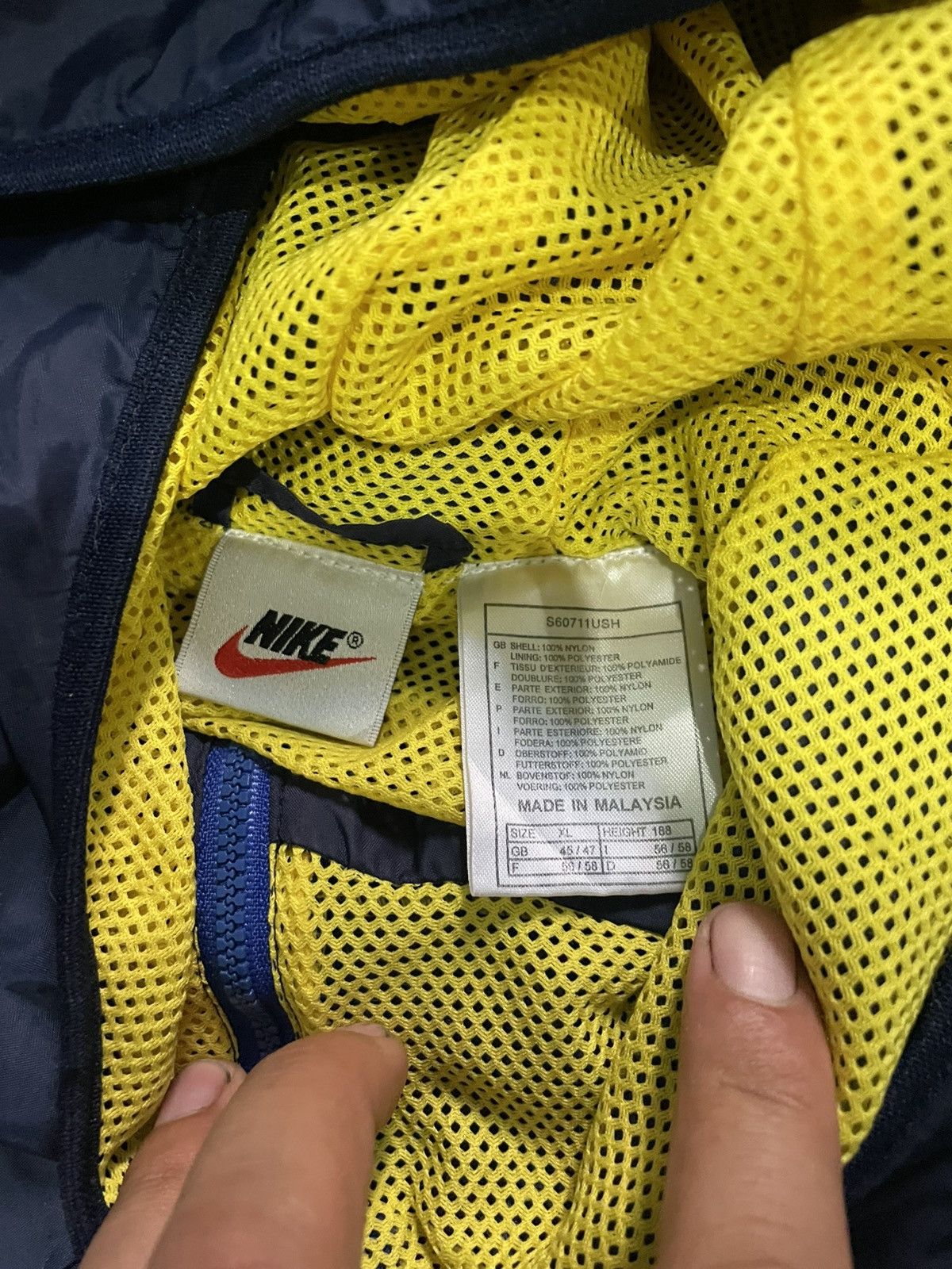Nike Vintage Nike Windbreaker Size US XL / EU 56 / 4 - 11 Thumbnail