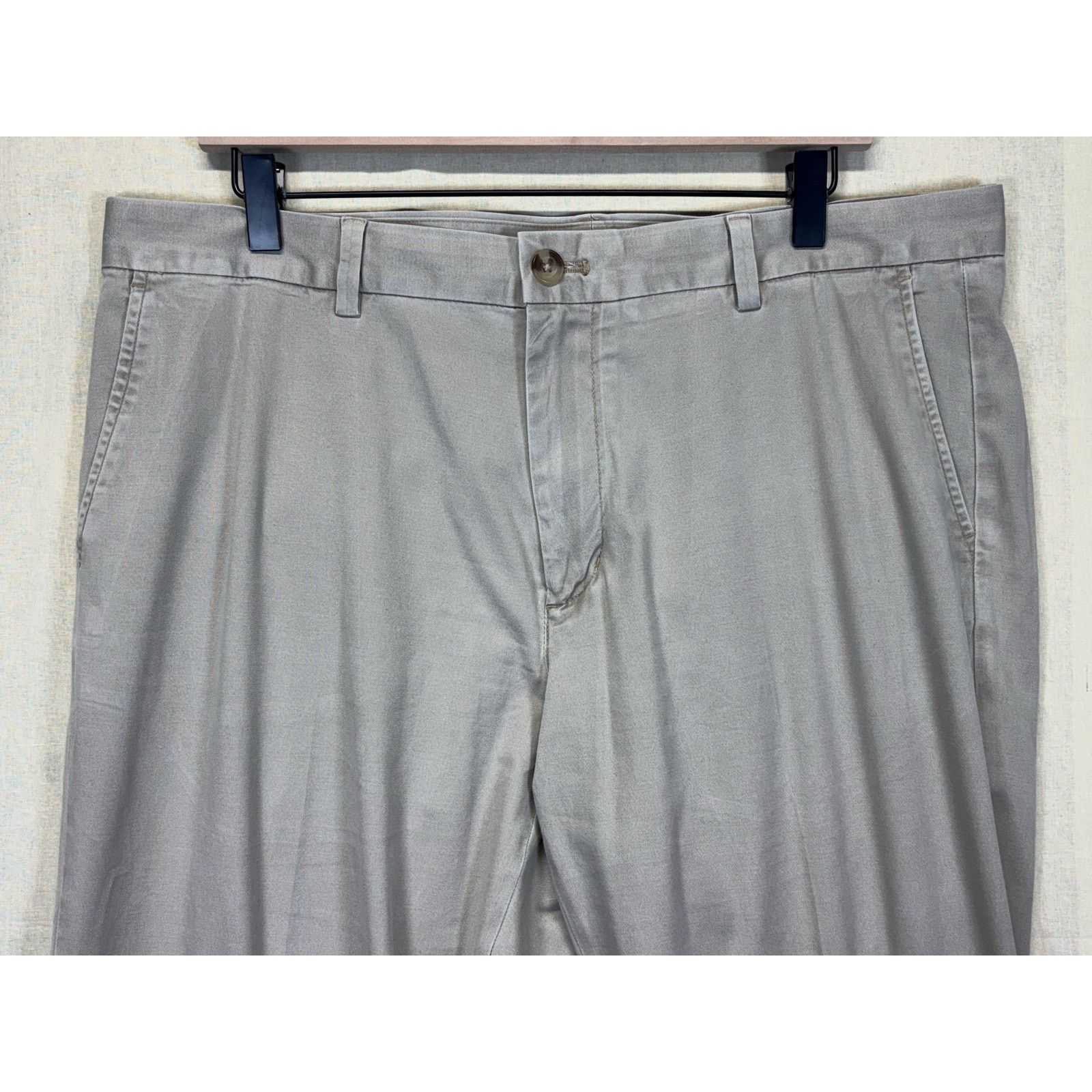 Vineyard Vines Vineyard Vines Breaker Pant Khaki Chinos Men’s 35x30 Size US 35 - 11 Thumbnail