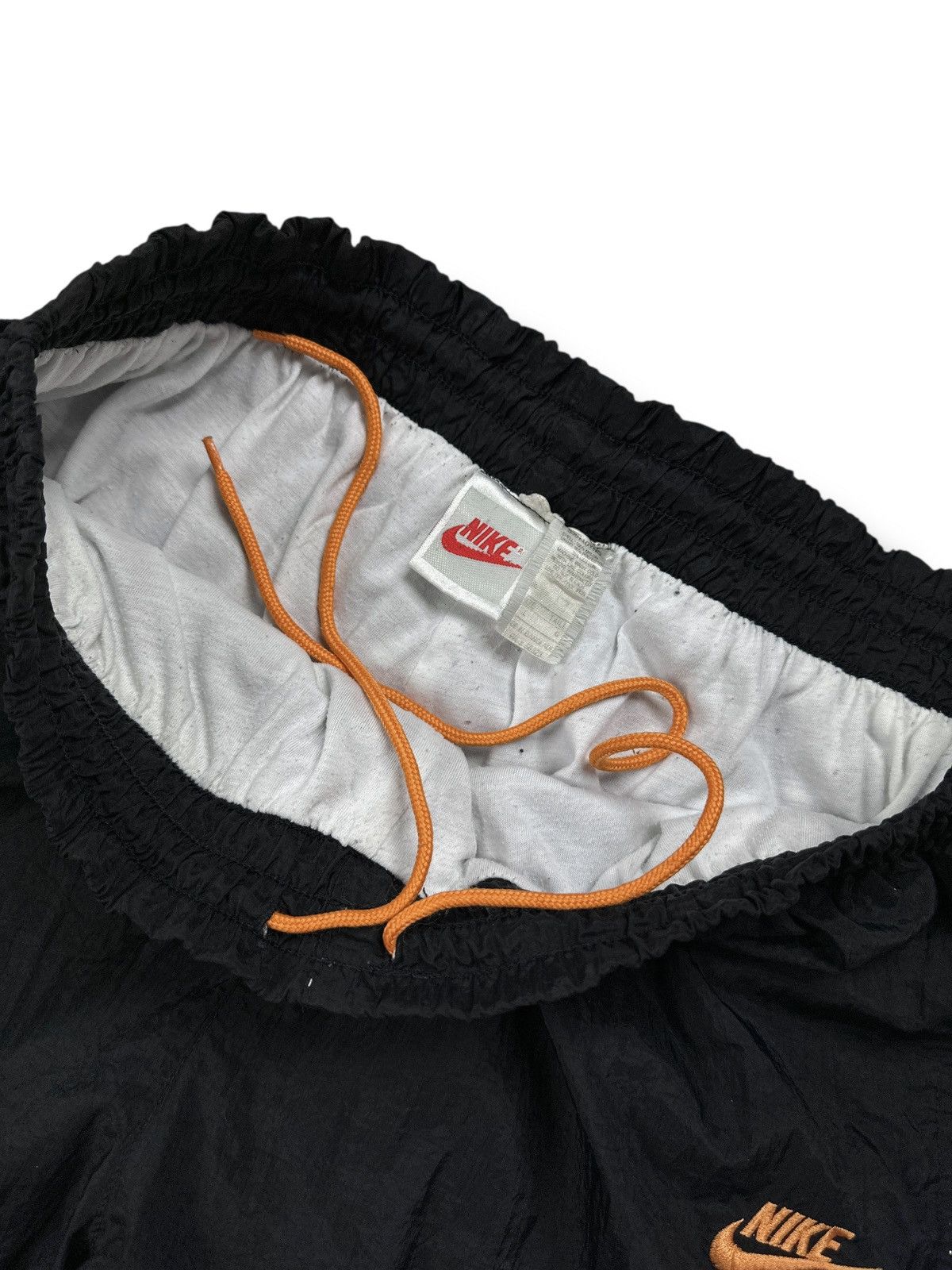 Nike Vintage 80’s Nike Nylon Track Pants Joggers Black Retro Y2K Size US 34 / EU 50 - 11 Thumbnail