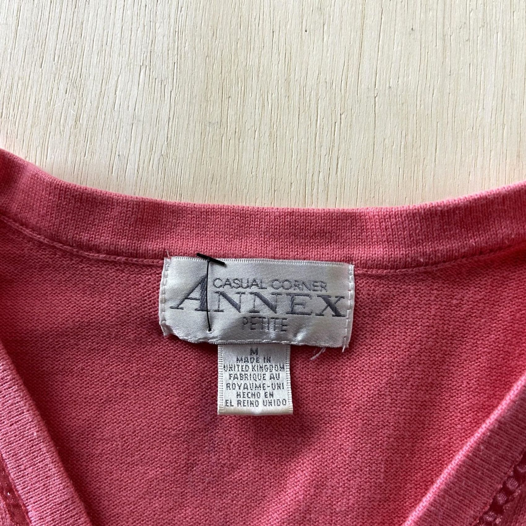 Vintage VINTAGE Casual Corner Annex Sweater Women Petite Medium Pink V Neck Cardigan Top Size M / US 6-8 / IT 42-44 - 3 Thumbnail