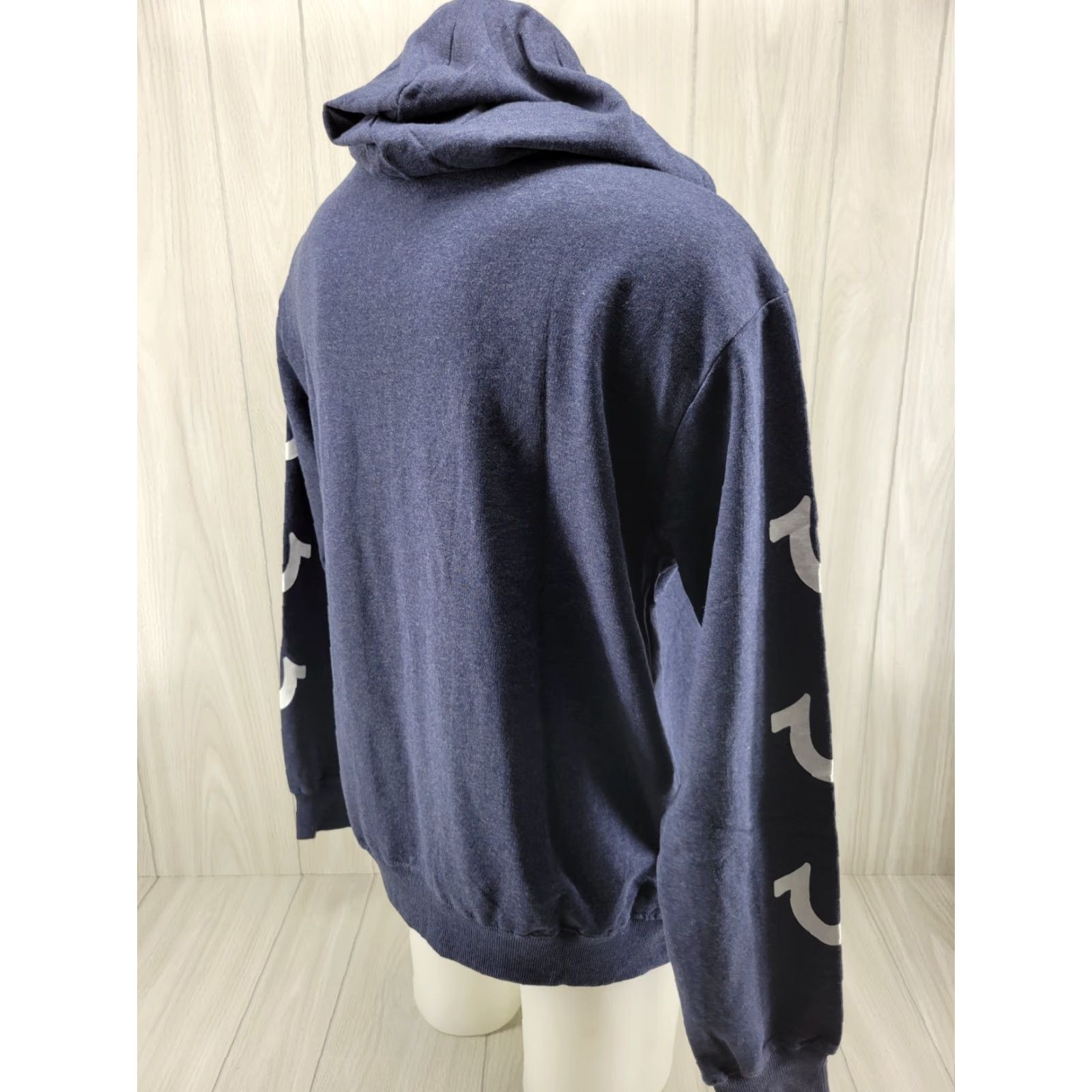 True Religion VINTAGE True Religion Hoodie Mens Buddha Logo Pullover Sweatshirt Large NWT Blue 50/50 Fleece Logo Print Size US L / EU 52-54 / 3 - 6 Thumbnail