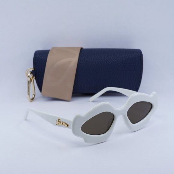 Loewe Loewe LW40109U 21E Sunglasses - Ivory Frame Size ONE SIZE - 1 Thumbnail