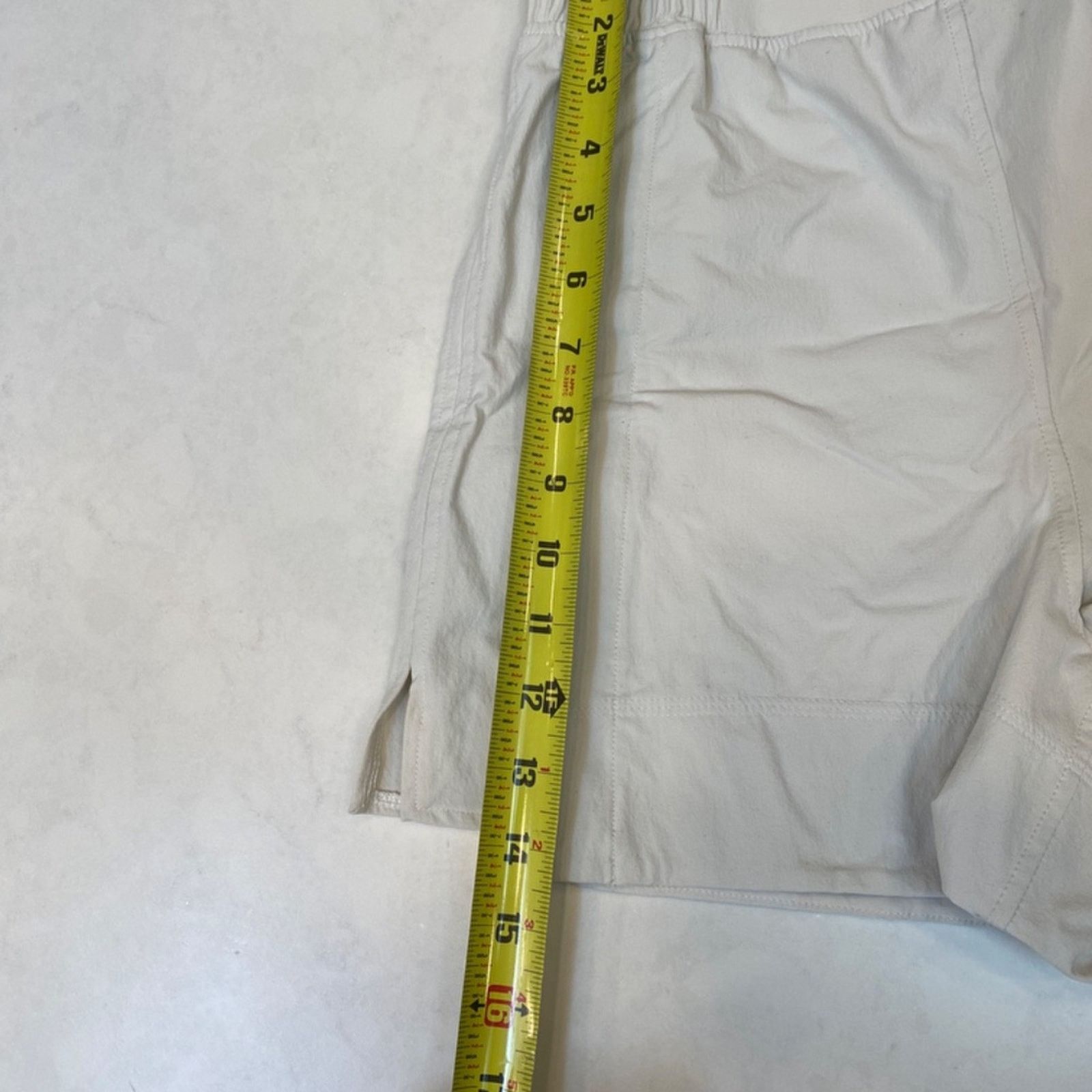Lululemon Lululemon High-Rise Short - XS Size 22" - 6 Thumbnail
