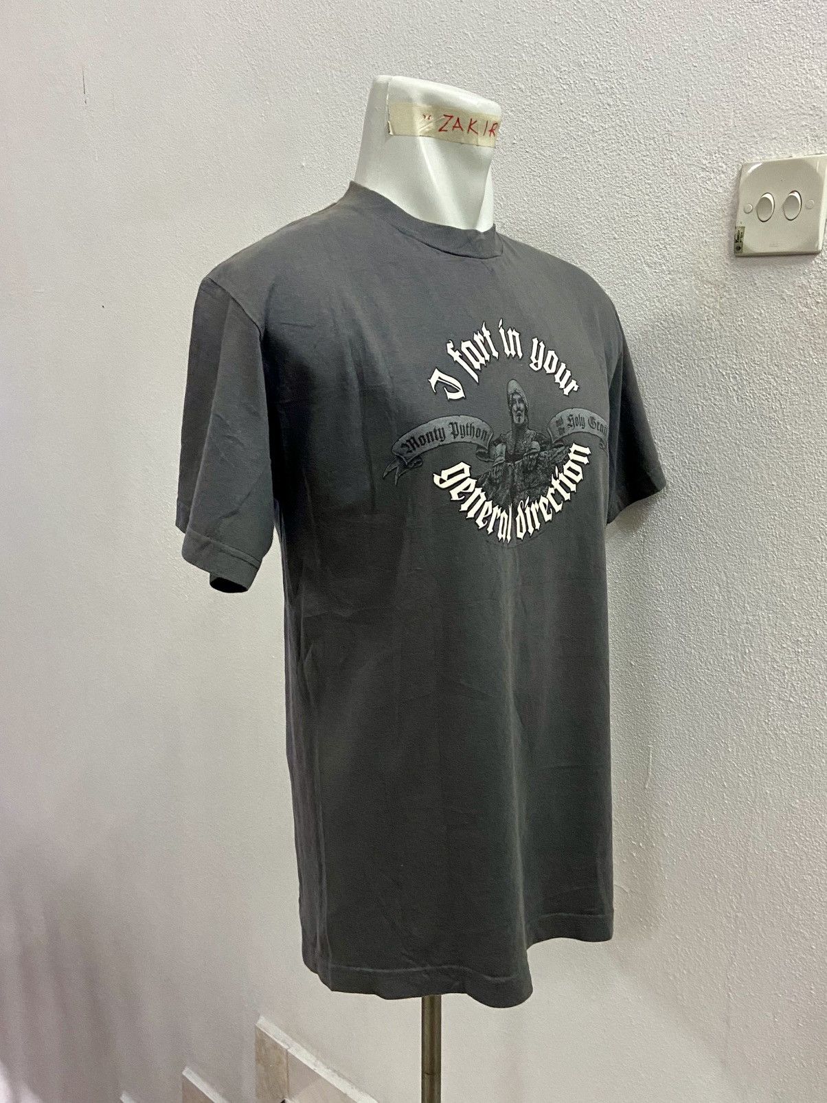Other Monty Python " I FART IN YOUR GENERAL DIRECTION " TEE Size US M / EU 48-50 / 2 - 2 Thumbnail