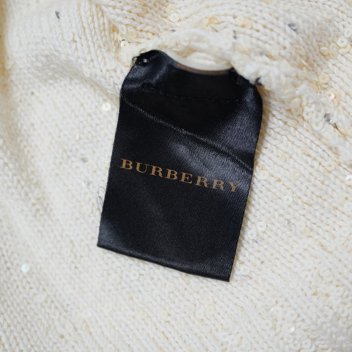 Burberry BURBERRY V Neck Sequin Sweater Off-white Size US M / EU 48-50 / 2 - 5 Thumbnail