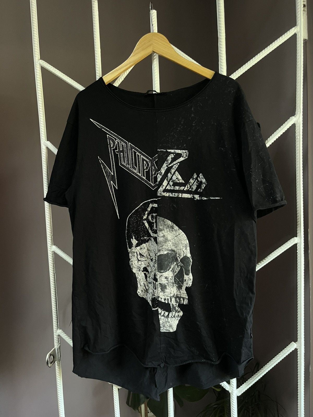 Designer × Philipp Plein RARE Philipp Plein Avant Garde Y2K Tee Size US XL / EU 56 / 4 - 2 Thumbnail