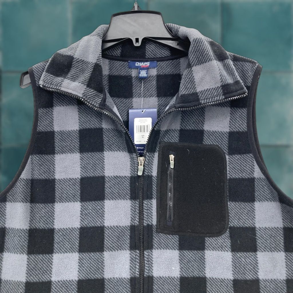 Chaps Chaps Sport Fleece Full Zip Vest Mens XL Gray Plaid Pockets Outdoors NWT Size US XL / EU 56 / 4 - 1 Thumbnail