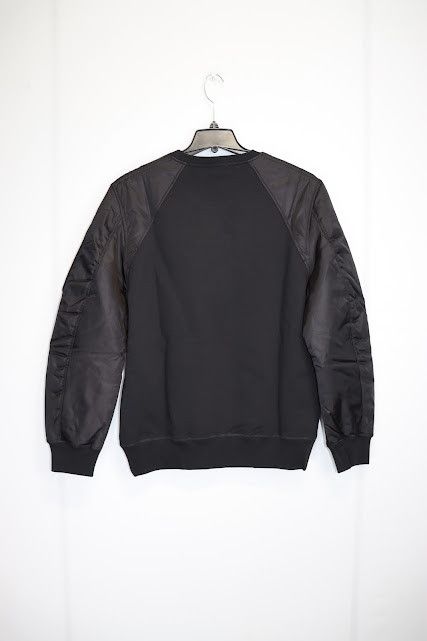 Alexander McQueen o1rshd1 Nylon Padded Combo MA-1 Crewneck Sweater in Black Size US XXL / EU 58 / 5 - 7 Thumbnail