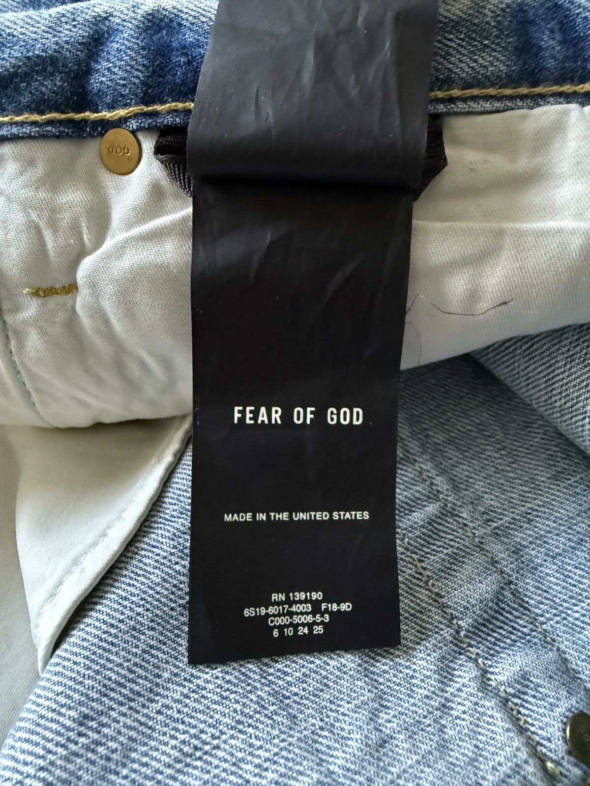 Designer × Fear of God NEW FOG 6th collection blue ripped distressed STRAIGHT JEANS Size US 32 / EU 48 - 8 Thumbnail